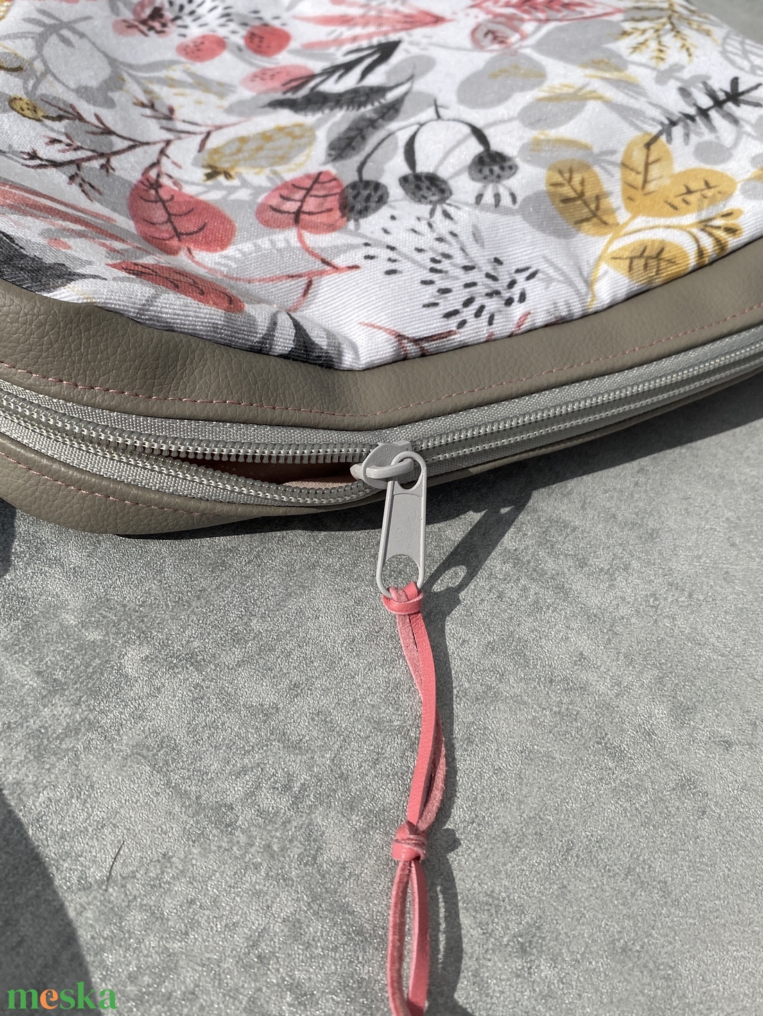 Doboztáska / Crossbody Ákom-bákom növények - táska & tok - kézitáska & válltáska - vállon átvethető táska - Meska.hu Doboztáska / Crossbody Ákom-bákom növények - táska & tok - kézitáska & válltáska - vállon átvethető táska - Meska.hu