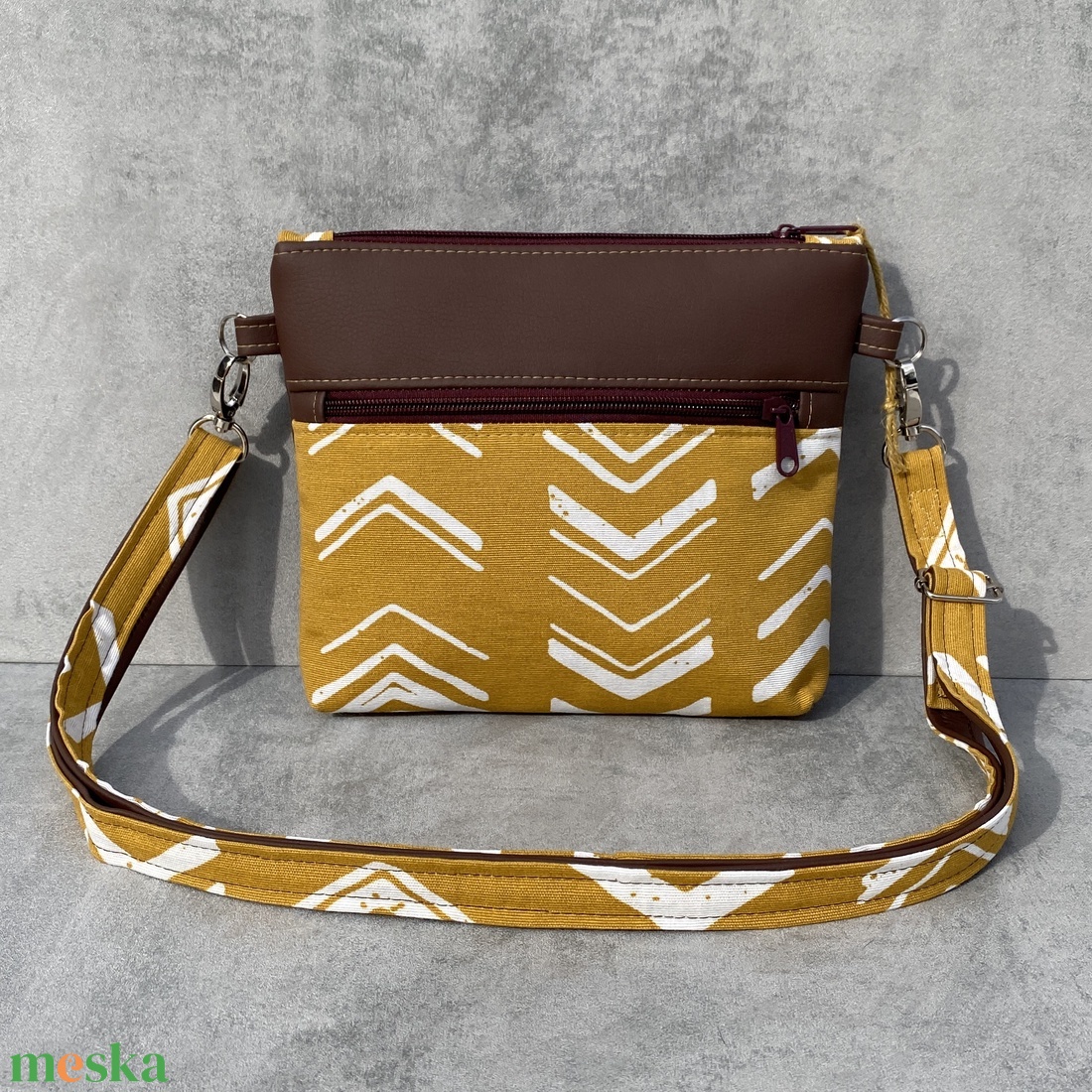 Crossbody Mustársárga etno mintás - táska & tok - kézitáska & válltáska - vállon átvethető táska - Meska.hu Crossbody Mustársárga etno mintás - táska & tok - kézitáska & válltáska - vállon átvethető táska - Meska.hu