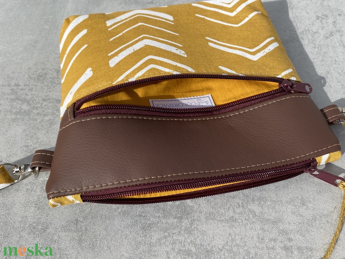 Crossbody Mustársárga etno mintás - táska & tok - kézitáska & válltáska - vállon átvethető táska - Meska.hu Crossbody Mustársárga etno mintás - táska & tok - kézitáska & válltáska - vállon átvethető táska - Meska.hu