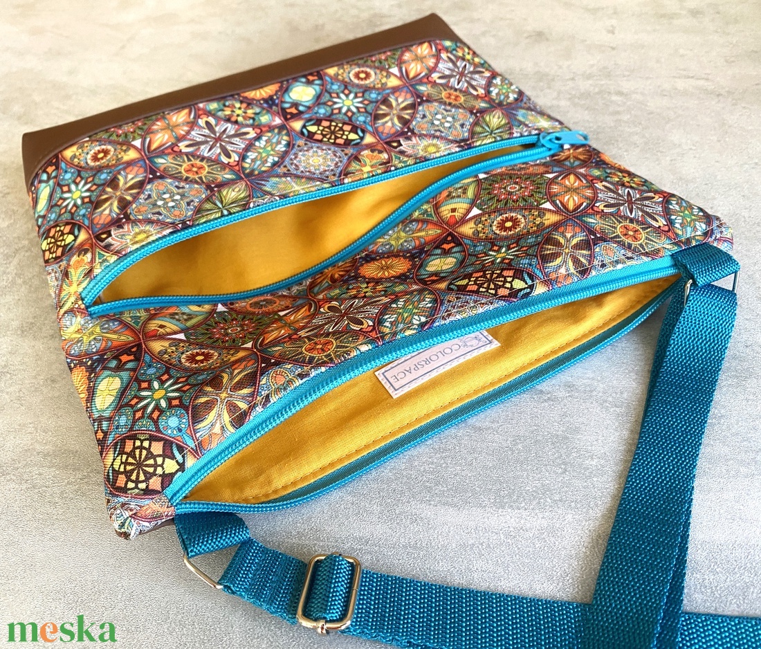 Crossbody  Mozaik   - táska & tok - kézitáska & válltáska - vállon átvethető táska - Meska.hu