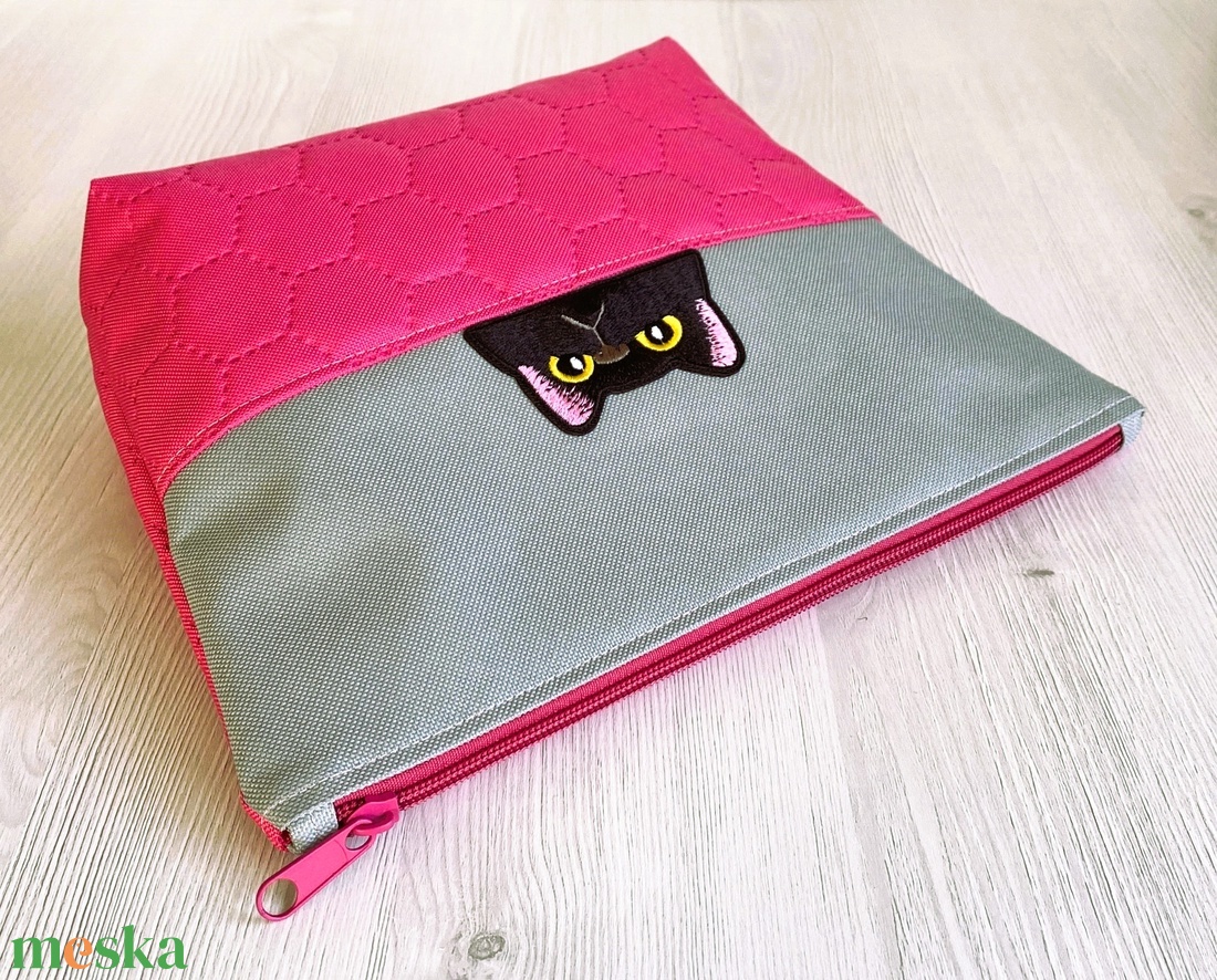 Nagy talpas neszesszer Pop Up Cat - táska & tok - neszesszer - Meska.hu Nagy talpas neszesszer Pop Up Cat - táska & tok - neszesszer - Meska.hu