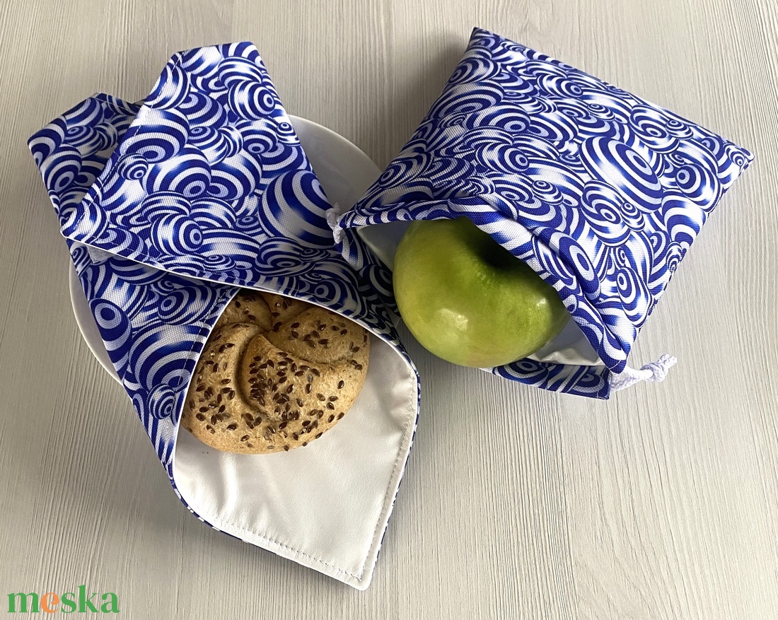 Gyűrődésmentes, vízlepergető Újraszalvéta és Nasizacsi - Kék golyó - otthon & életmód - konyhafelszerelés, tálalás - konyhai textil - szalvéta - Meska.hu