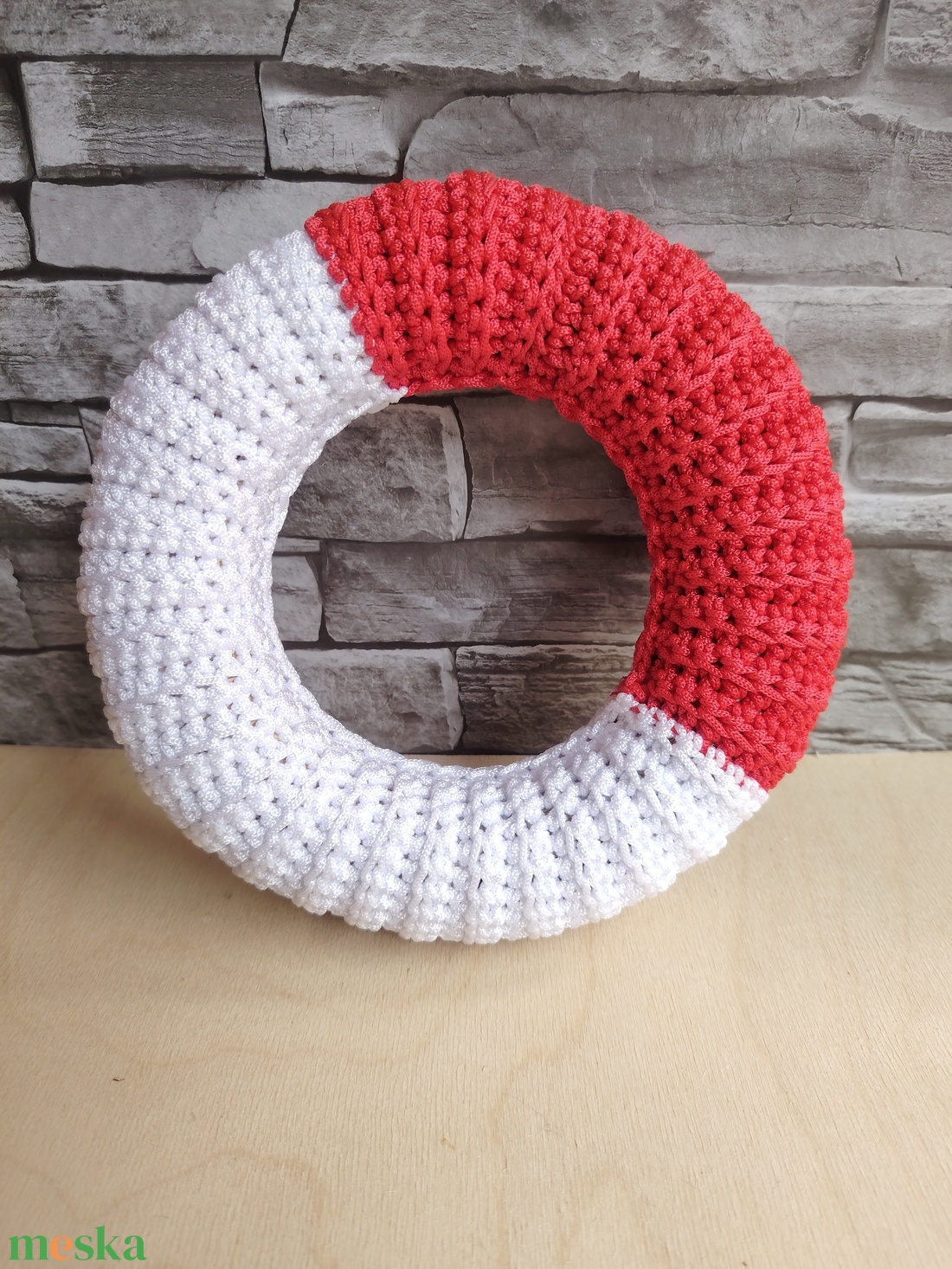 Horgolt karácsonyi / adventi koszorú, ajtódísz alap (20 cm) / Christmas crochet-covered wreath base - kellékek & szerszámok - dekorációs kellékek - koszorú, koszorúalap - Meska.hu
