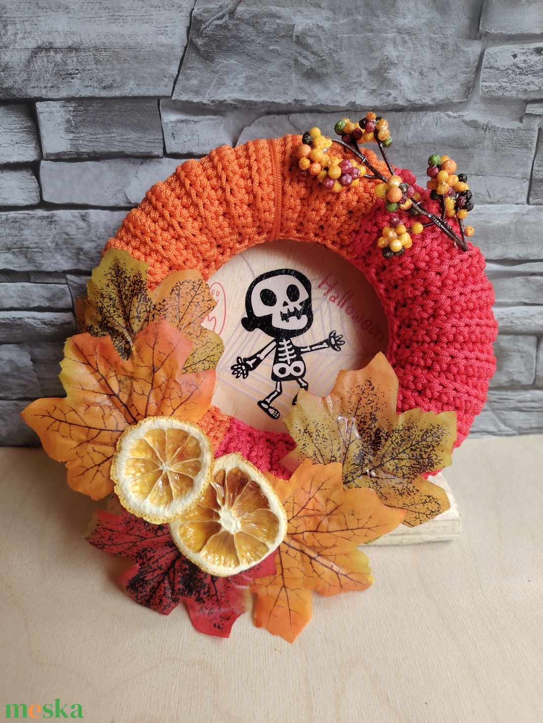 Horgolt Halloweeni  / Őszi koszorú, ajtódísz alap (20 cm) / Halloween or Autumnal crochet-covered wreath base - otthon & életmód - dekoráció - halloween - halloweeni dekoráció - Meska.hu