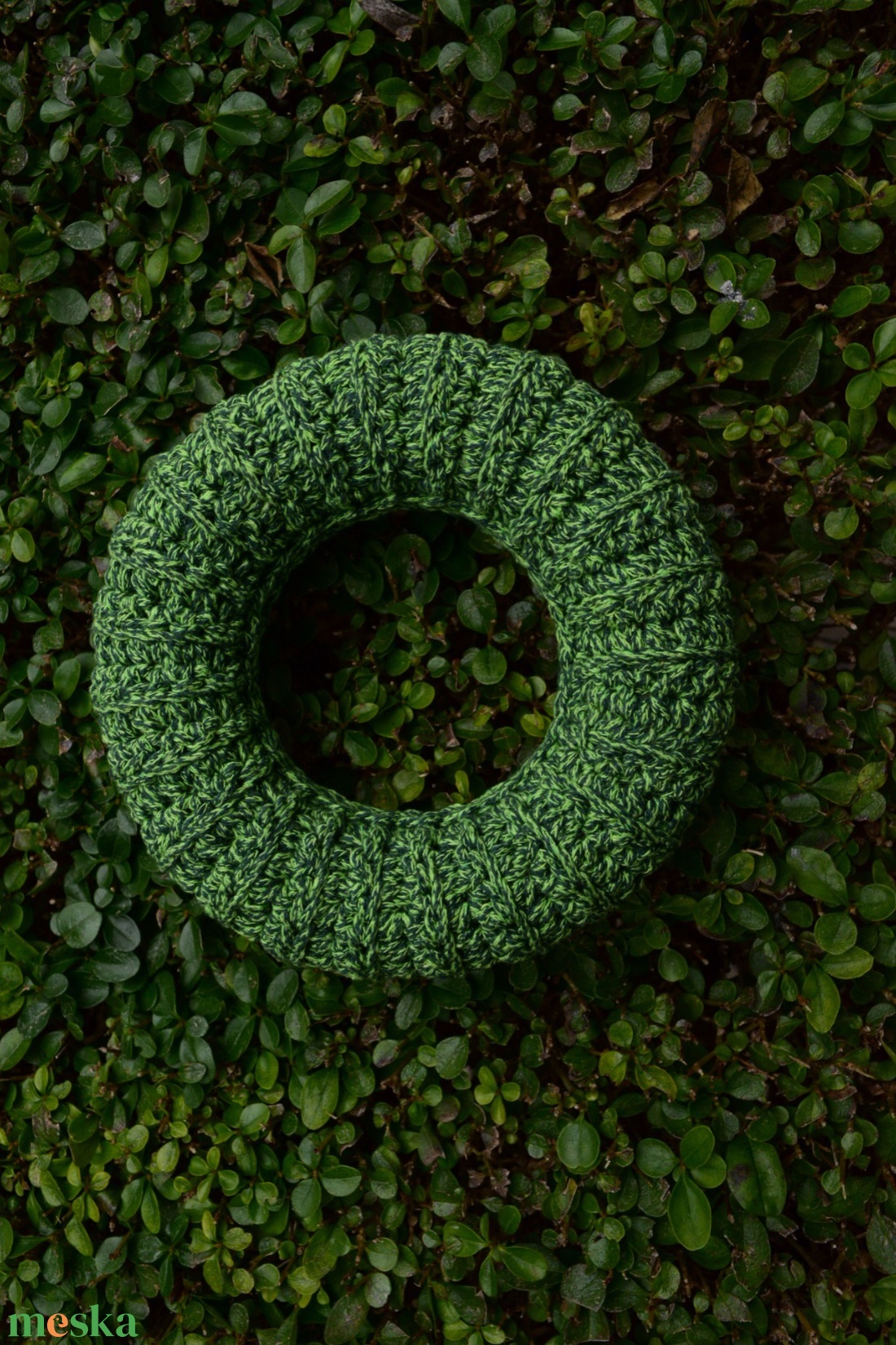 Horgolt Húsvéti  / tavaszi koszorú, ajtódísz alap (20 cm) / Easter or spring crochet-covered wreath base - kellékek & szerszámok - dekorációs kellékek - koszorú, koszorúalap - Meska.hu