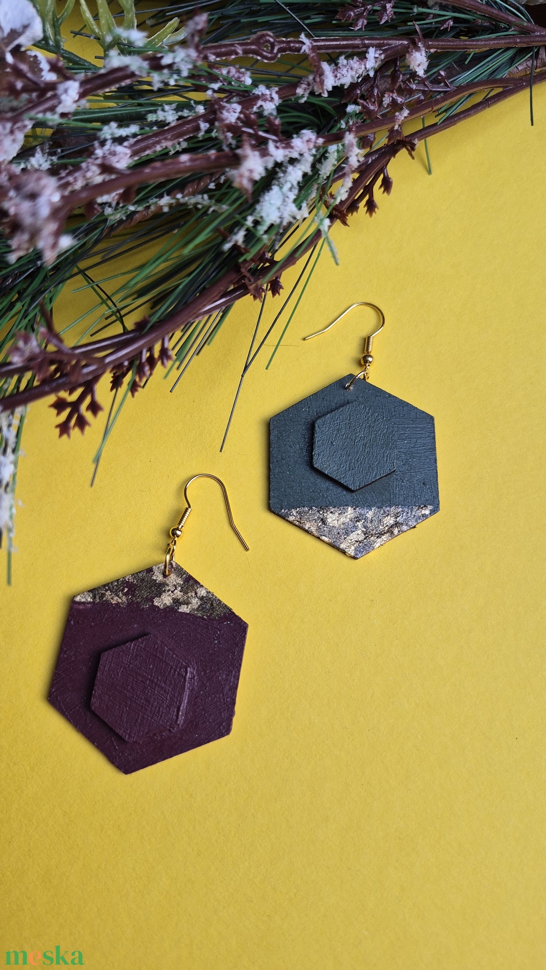 Absztrakt nagy alakú barna-arany fa fülbevaló - ékszer - fülbevaló - lógó fülbevaló - Meska.hu