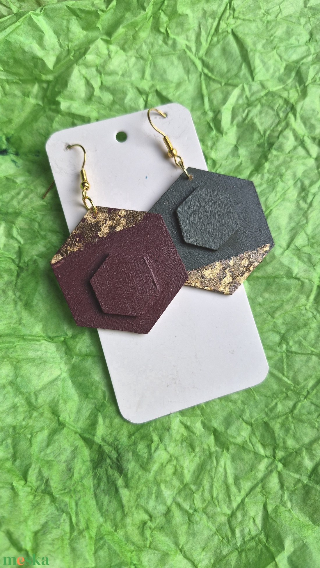 Absztrakt nagy alakú barna-arany fa fülbevaló - ékszer - fülbevaló - lógó fülbevaló - Meska.hu