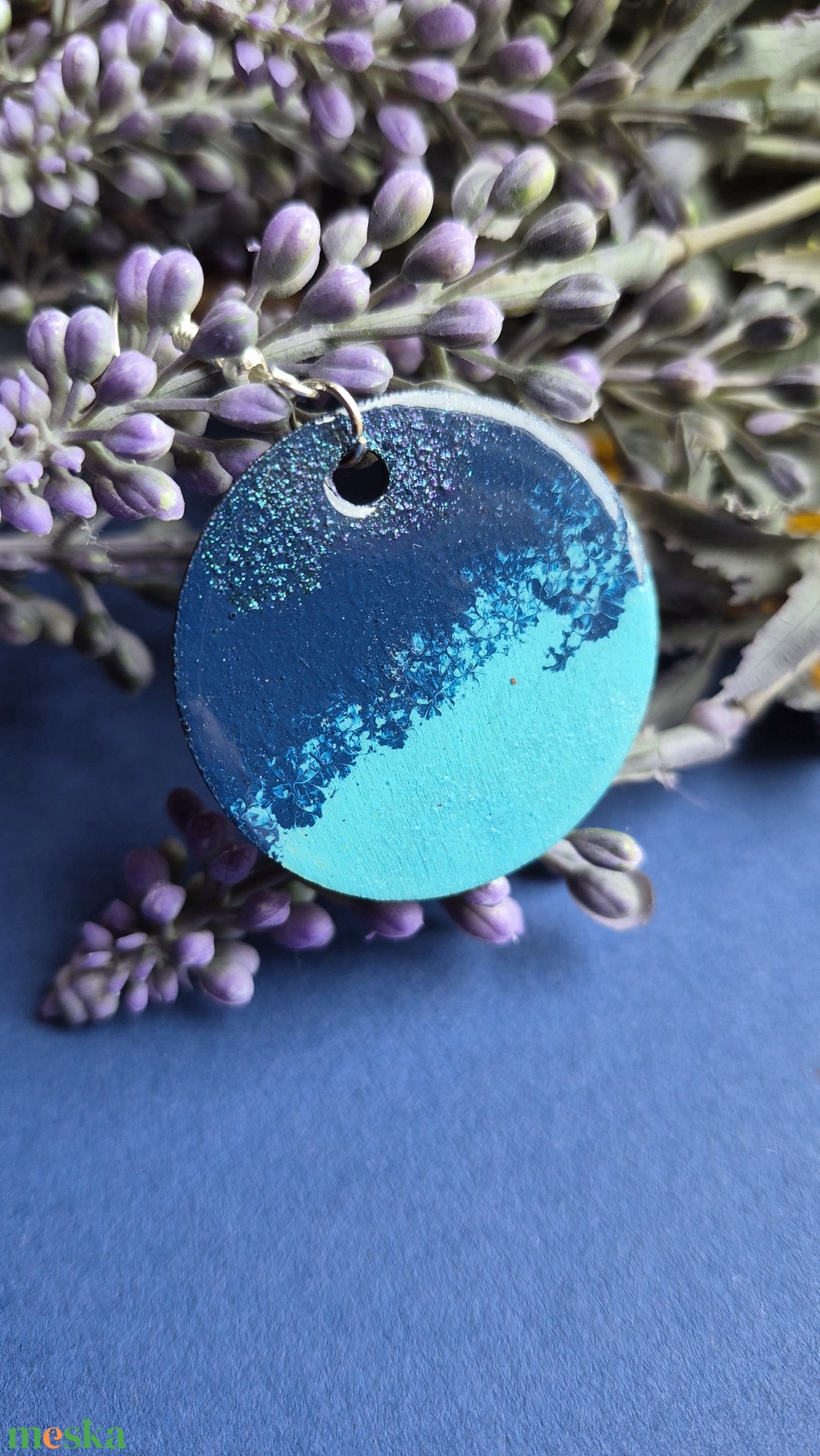 Kék átmenetes lógós nagy kör fa fülbevaló - ékszer - fülbevaló - lógó fülbevaló - Meska.hu