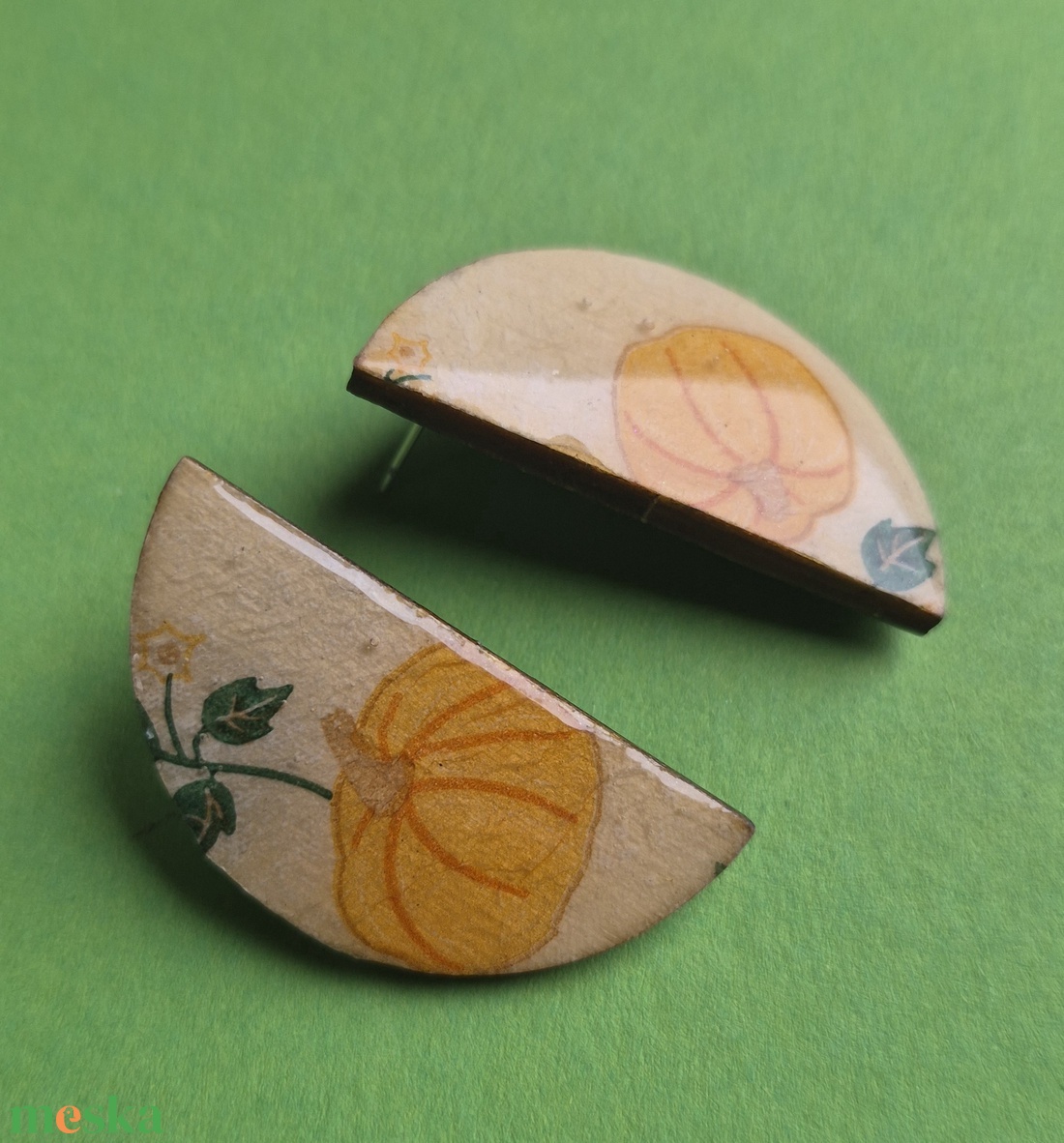 Tök félkör aszimmetrikus fülbevaló - ékszer - fülbevaló - lógó fülbevaló - Meska.hu