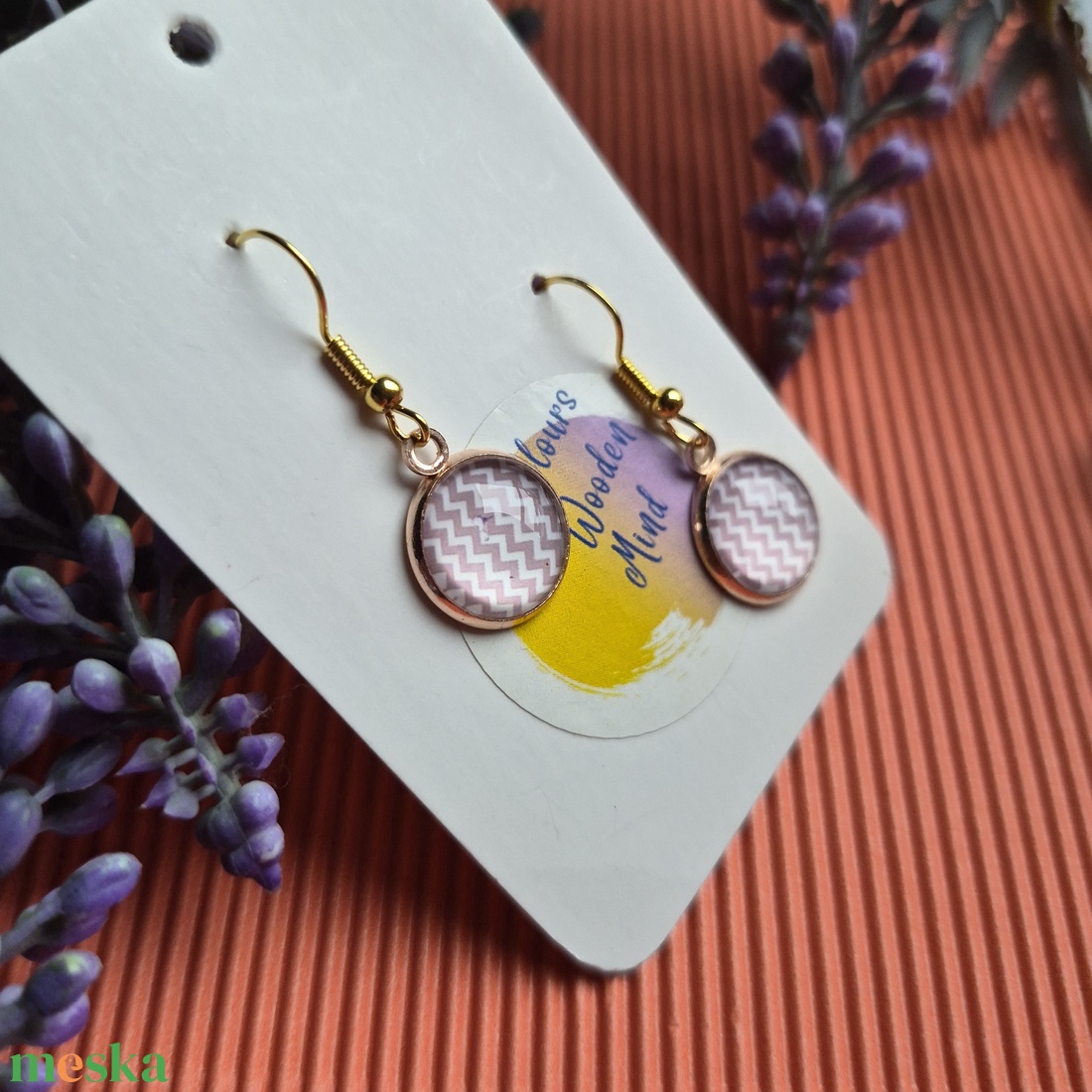 Rózsaszín mintás üveg fülbevaló  - ékszer - fülbevaló - lógó fülbevaló - Meska.hu