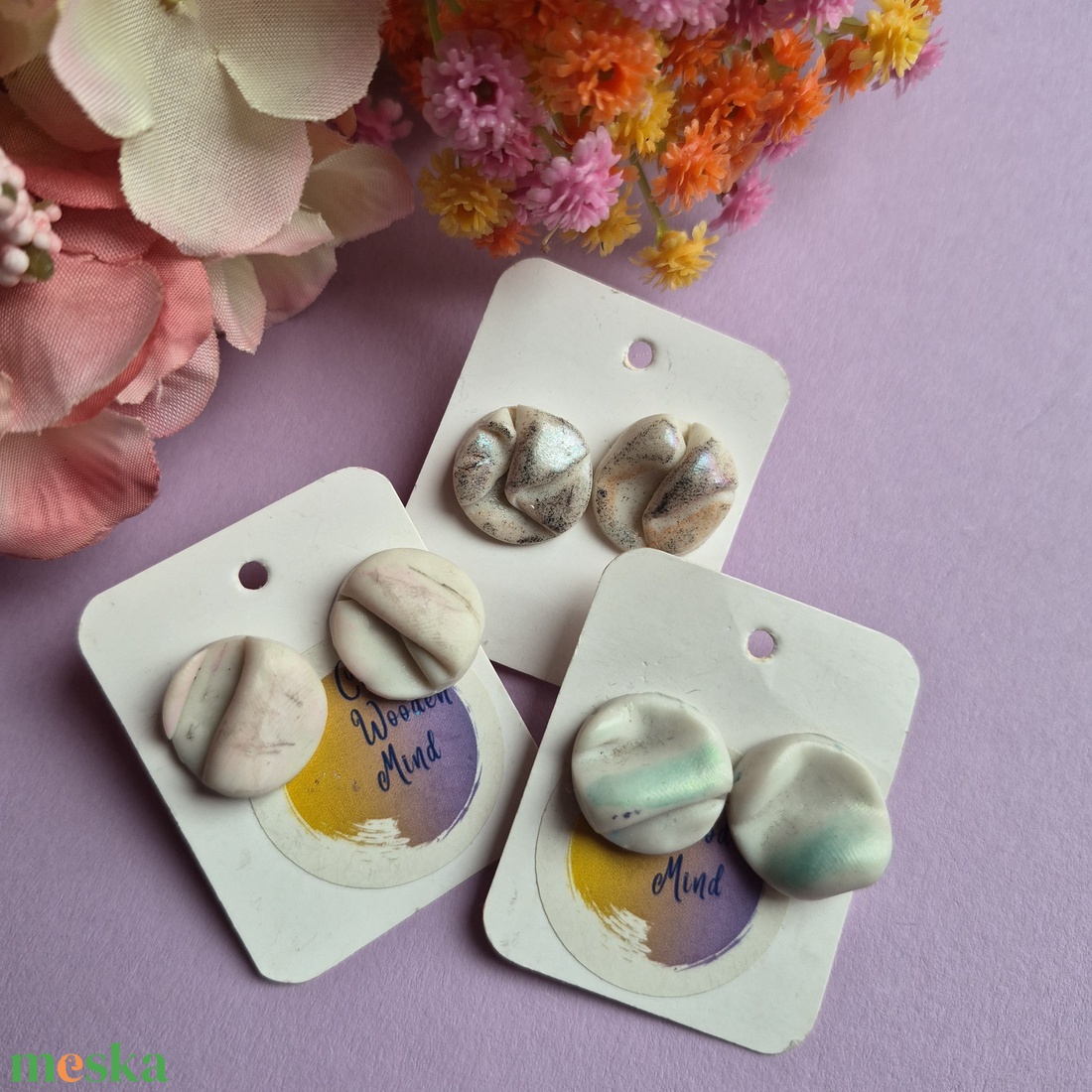 Bedugós gyűrt gyurma fülbevaló - ékszer - fülbevaló - pötty fülbevaló - Meska.hu