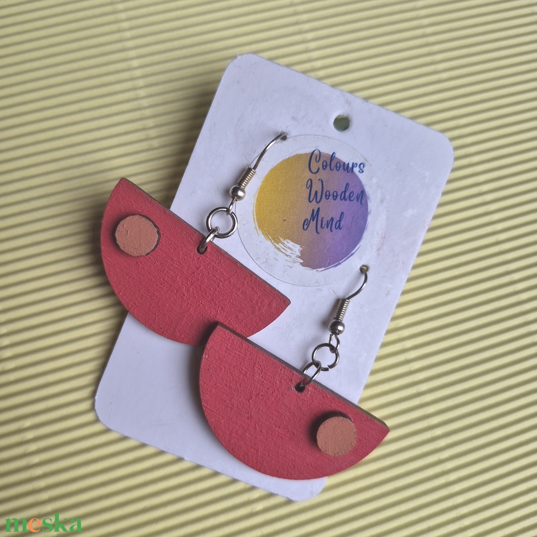 Piros és narancssárga fa félkör fülbevaló - ékszer - fülbevaló - lógó fülbevaló - Meska.hu