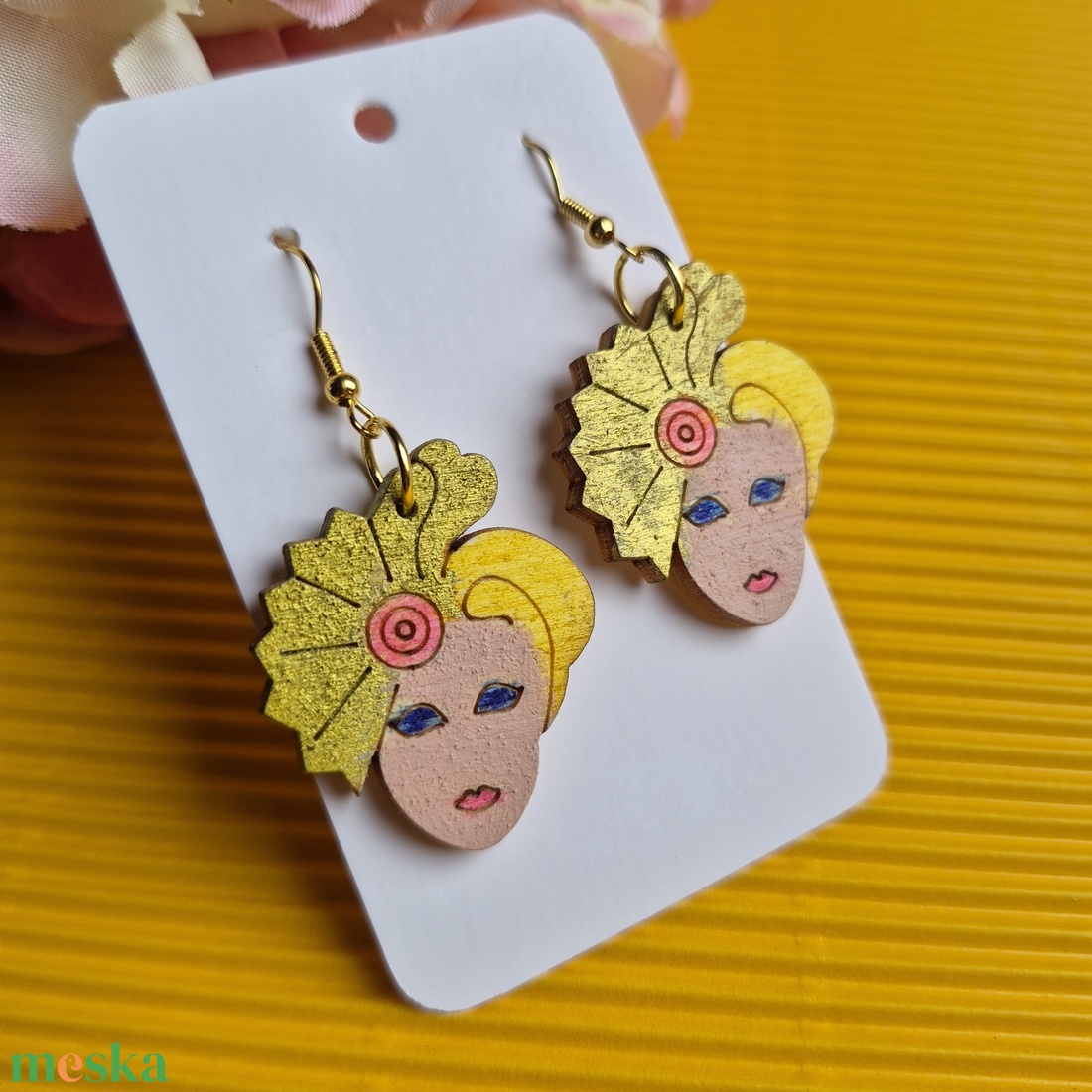 Sárga-arany fa női arc fülbevaló - ékszer - fülbevaló - lógó fülbevaló - Meska.hu