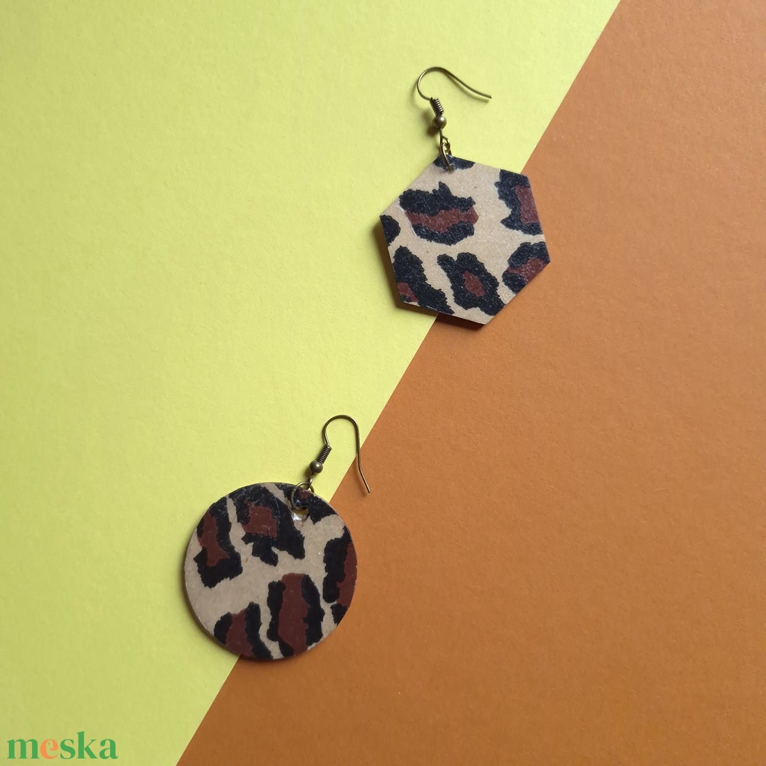 Aszimmetrikus állat nagy  fa fülbevaló - ékszer - fülbevaló - lógó fülbevaló - Meska.hu