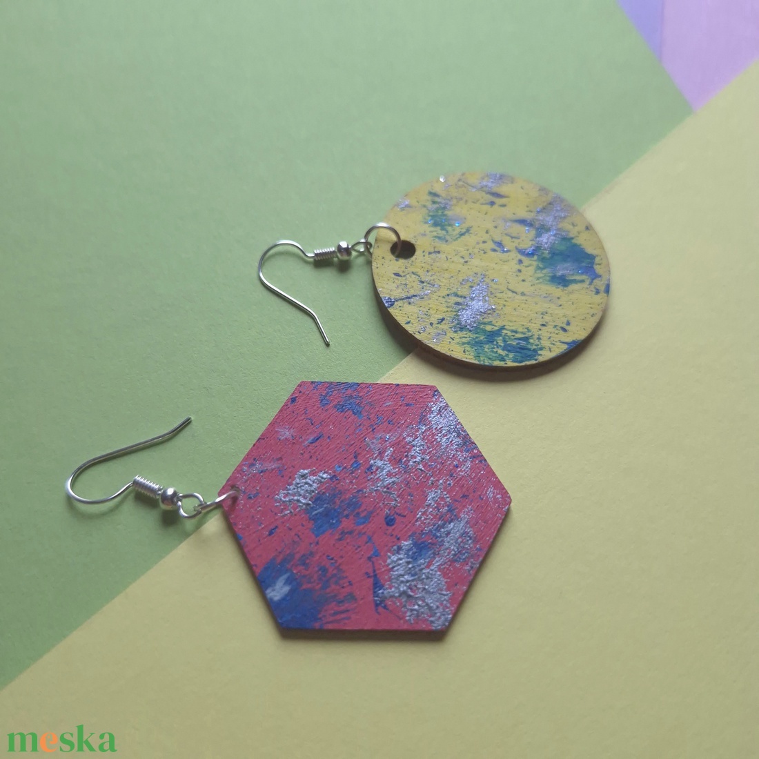 Sárga-pink fa nagy alakú mintás fülbevaló - ékszer - fülbevaló - lógó fülbevaló - Meska.hu