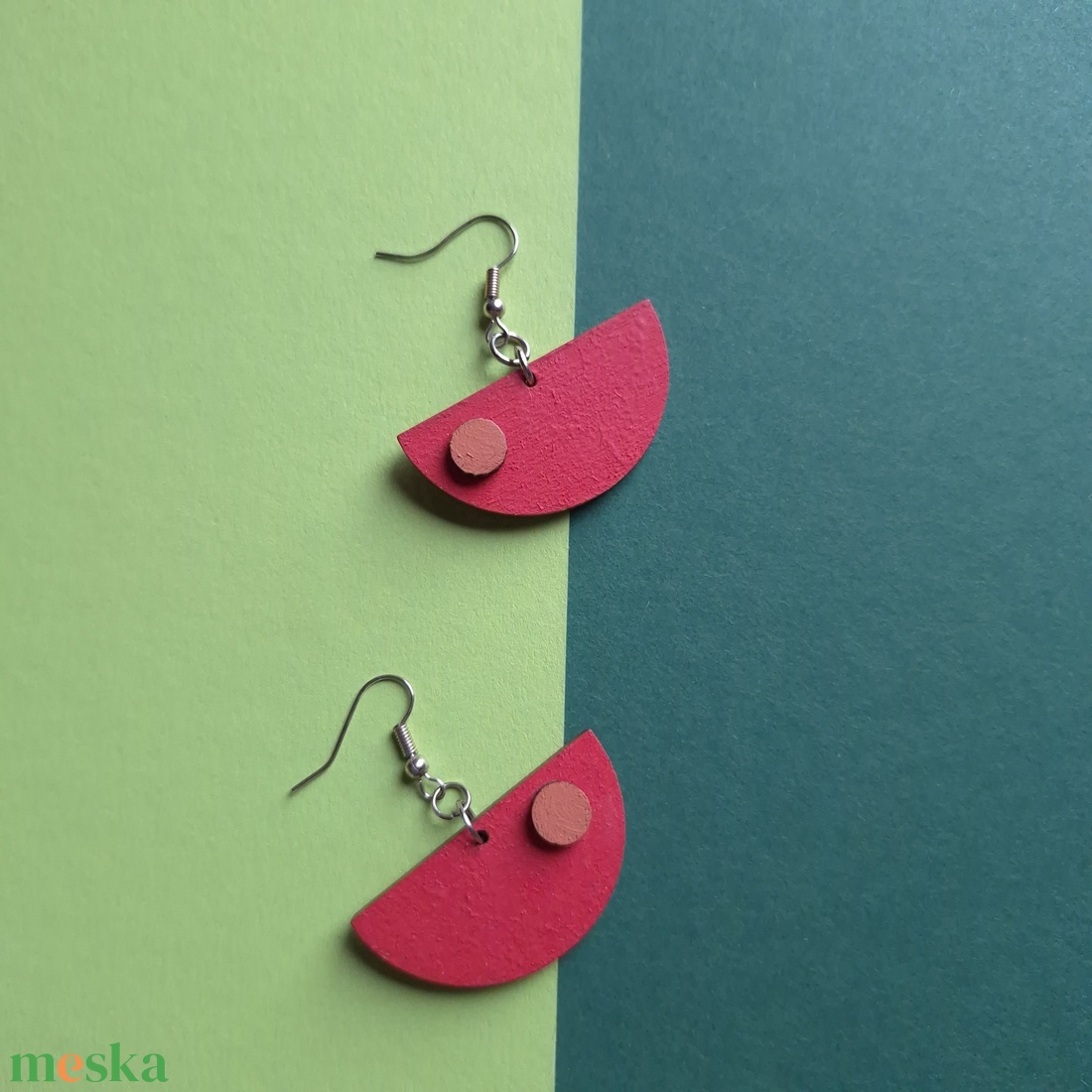 Piros és narancssárga fa félkör fülbevaló - ékszer - fülbevaló - lógó fülbevaló - Meska.hu