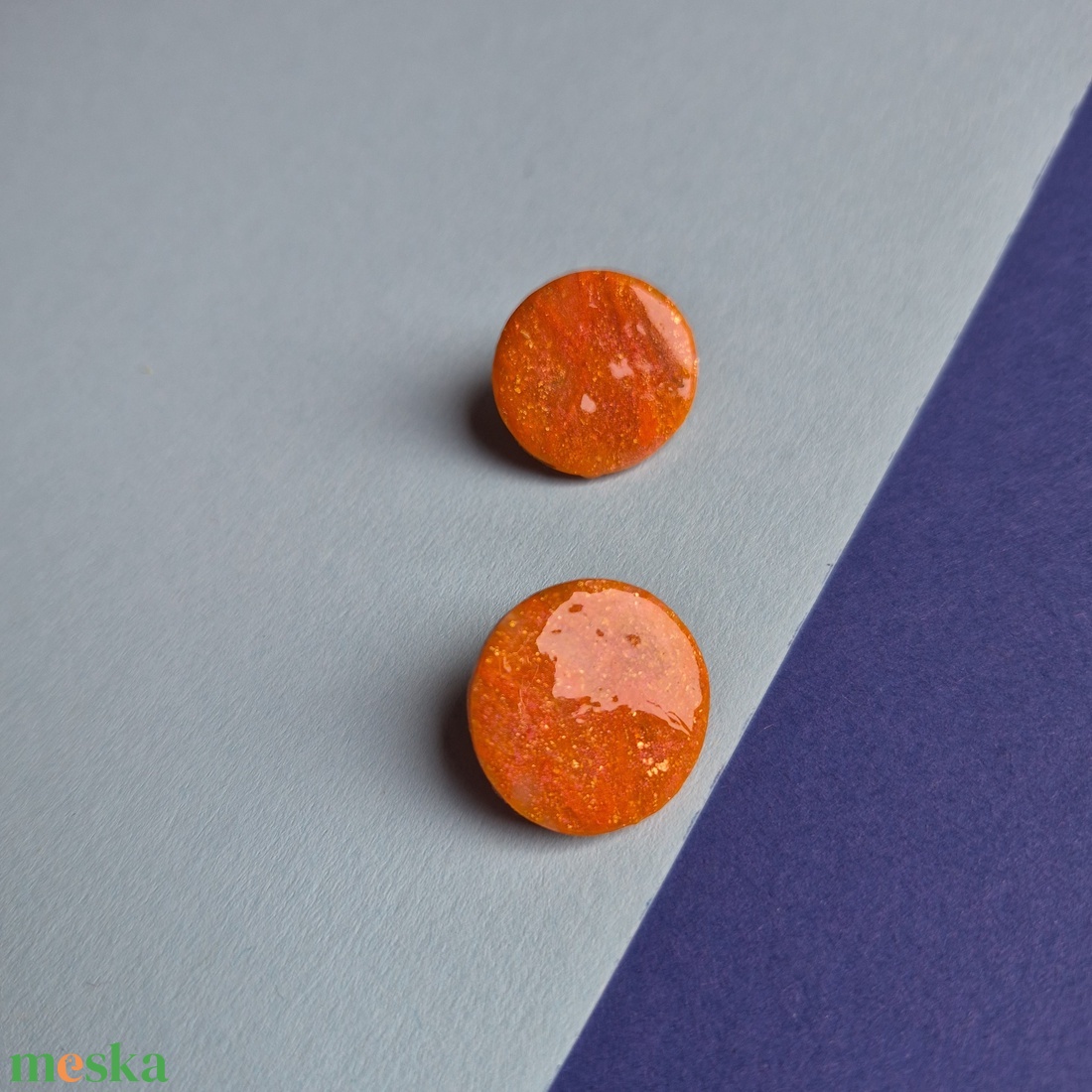 Narancsos bedugós kör gyurma fülbevaló - ékszer - fülbevaló - pötty fülbevaló - Meska.hu