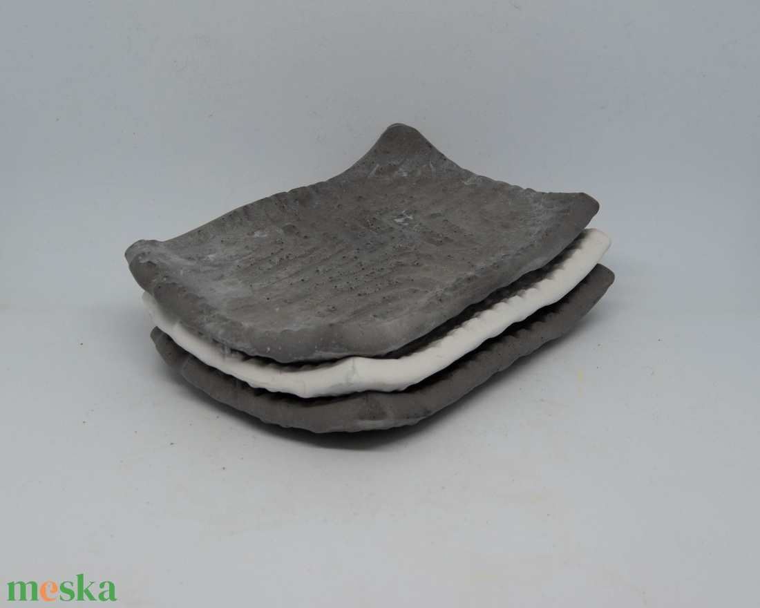 Beton szürke színű szappantartó impregnálva - otthon & életmód - fürdőszoba - szappantartó - Meska.hu Beton szürke színű szappantartó impregnálva - otthon & életmód - fürdőszoba - szappantartó - Meska.hu