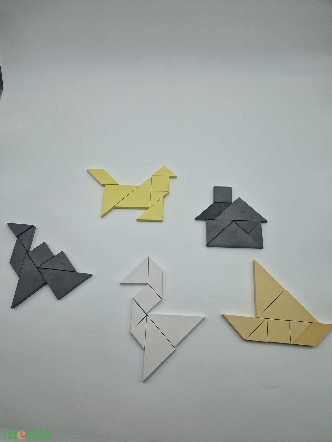 Színezett beton Tangram játék minden szín egyben - játék & sport - puzzle - kirakó, kocka kirakó - Meska.hu