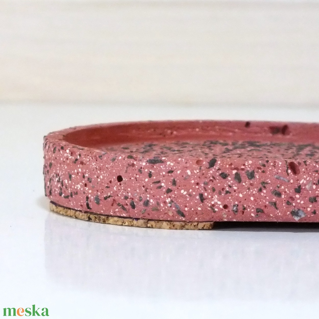 Terrazzo Oval Dekor Betontálca Korall   Modern dekor, indusztriál, Ékszer tálca,  fürdőszobai tálca, Gyertya tálca - otthon & életmód - konyhafelszerelés, tálalás - tálalás - tálca - Meska.hu Terrazzo Oval Dekor Betontálca Korall   Modern dekor, indusztriál, Ékszer tálca,  fürdőszobai tálca, Gyertya tálca - otthon & életmód - konyhafelszerelés, tálalás - tálalás - tálca - Meska.hu