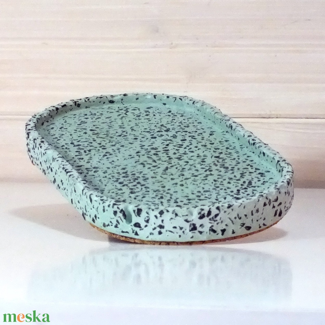 Terrazzo Oval Dekor Betontálca Zöld   Modern dekor, indusztriál, Ékszer tálca,  fürdőszobai tálca, Gyertya tálca - otthon & életmód - konyhafelszerelés, tálalás - tálalás - tálca - Meska.hu