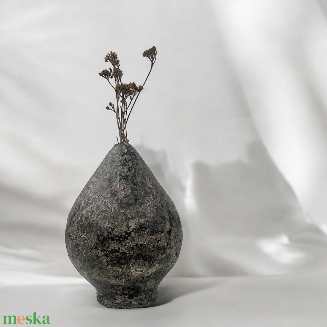 Otosu rusztikus wabi sabi rostbeton váza Beton, japandi, texturált - otthon & életmód - dekoráció - virágdísz és tartó - váza - Meska.hu Otosu rusztikus wabi sabi rostbeton váza Beton, japandi, texturált - otthon & életmód - dekoráció - virágdísz és tartó - váza - Meska.hu