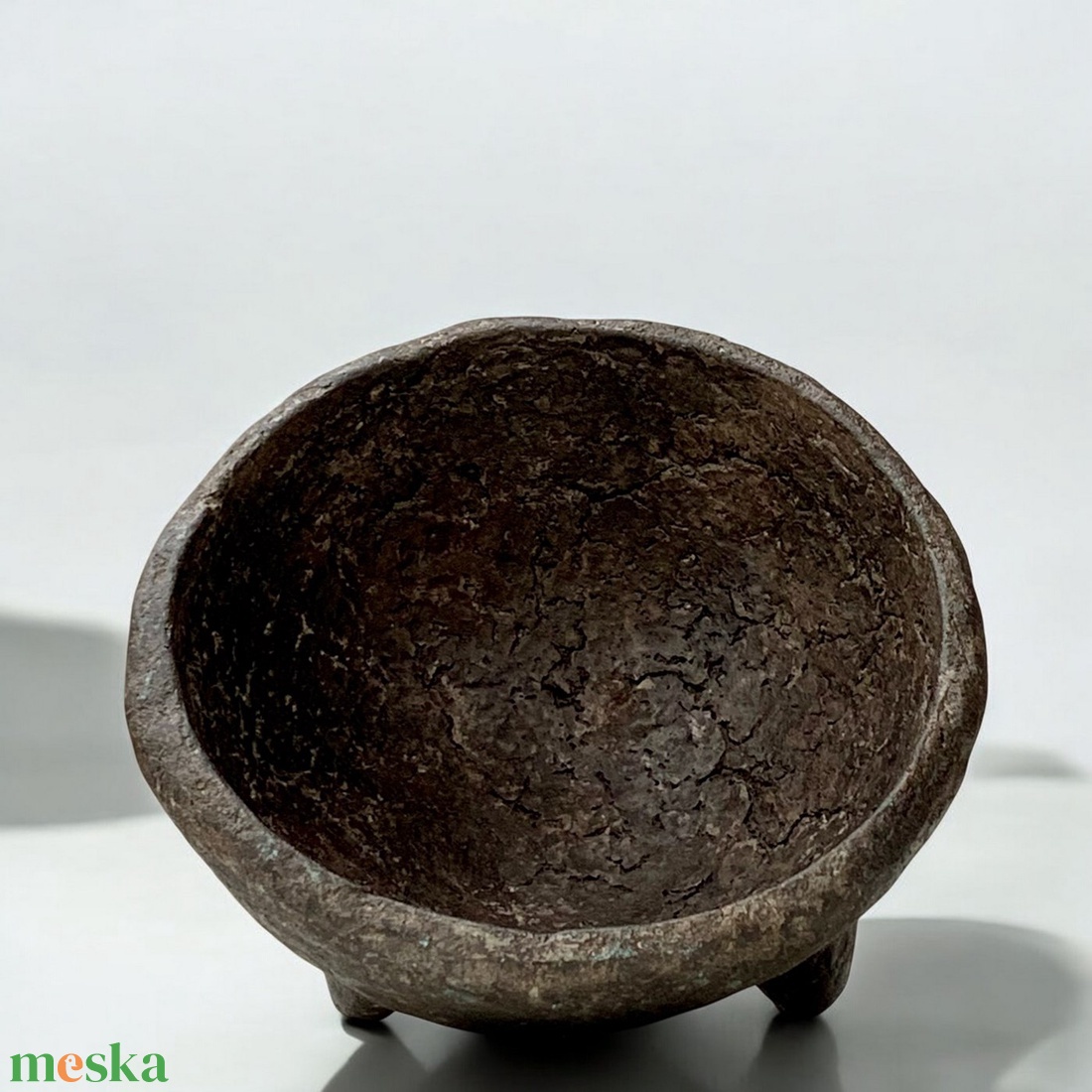 Yoru no Hane Papírrost beton tál három lábon, Rusztikus, wabi sabi, beton, tál, dekor, - otthon & életmód - dekoráció - asztal és polc dekoráció - dekorációs tál, tartó - Meska.hu Yoru no Hane Papírrost beton tál három lábon, Rusztikus, wabi sabi, beton, tál, dekor, - otthon & életmód - dekoráció - asztal és polc dekoráció - dekorációs tál, tartó - Meska.hu