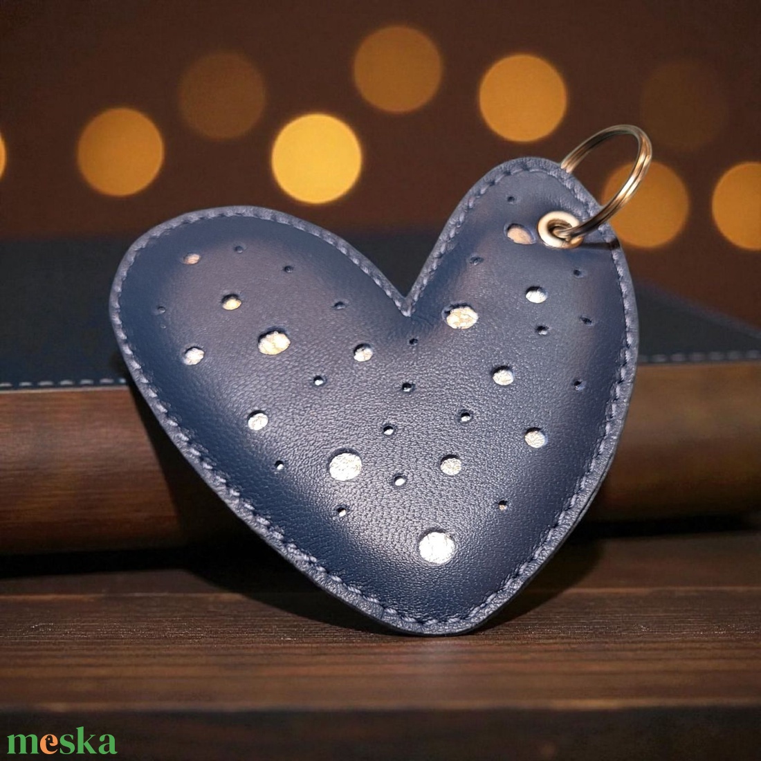 Dark blue love - kulcstartó - táska & tok - kulcstartó & táskadísz - kulcstartó - Meska.hu