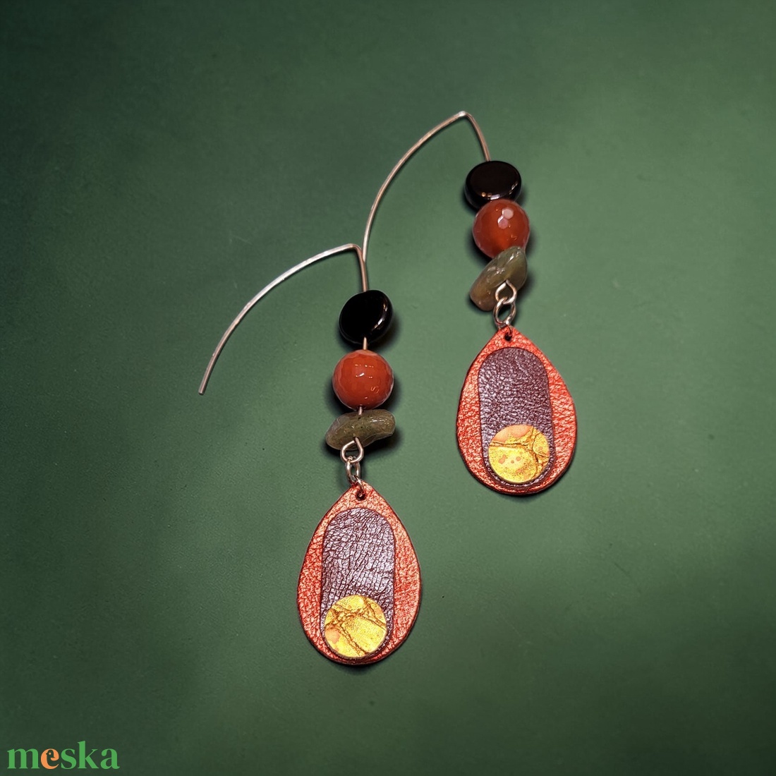 Paradisa collection 5 - bőr, gyöngy és nemesacél fülbevaló  - ékszer - fülbevaló - lógó fülbevaló - Meska.hu