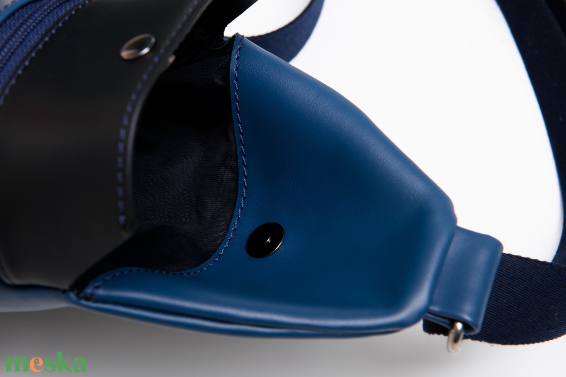 Férfi cross body bag, oldaltáska, válltáska, kék - táska & tok - kézitáska & válltáska - vállon átvethető táska - Meska.hu Férfi cross body bag, oldaltáska, válltáska, kék - táska & tok - kézitáska & válltáska - vállon átvethető táska - Meska.hu