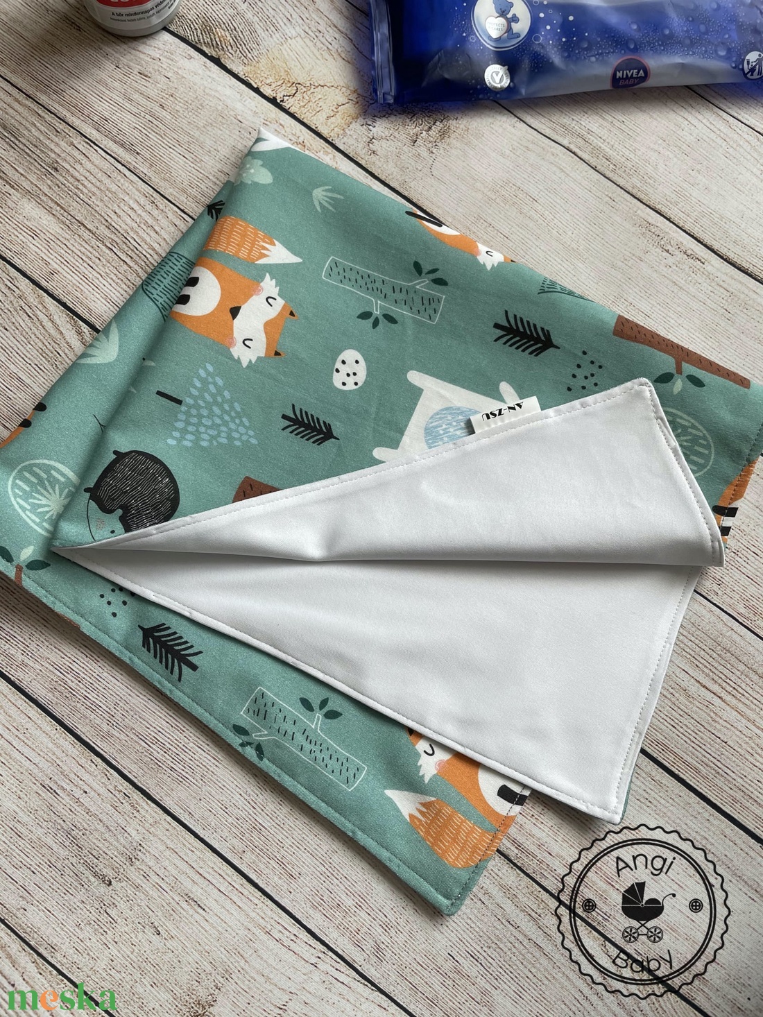 Prémium designer pelenkatartó táska + pelenkázó alátét szett - táska & tok - pelenkatáska - pelenkatartó tok - Meska.hu
