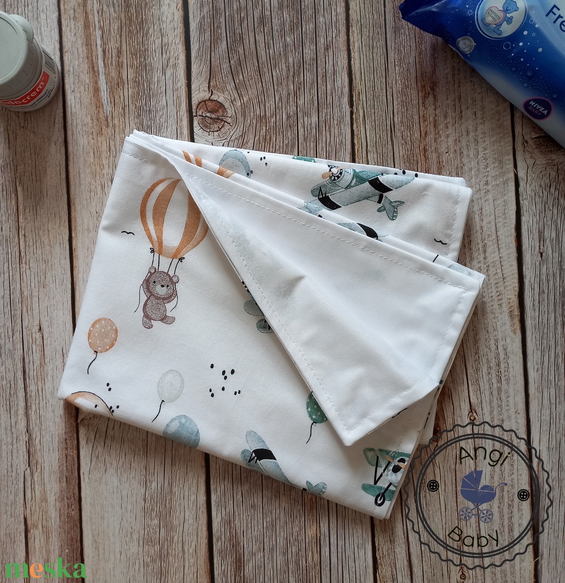 Prémium designer vízhatlan pelenkázó alátét - szépségápolás - pelenka & babaápolás - pelenkázó alátét - Meska.hu