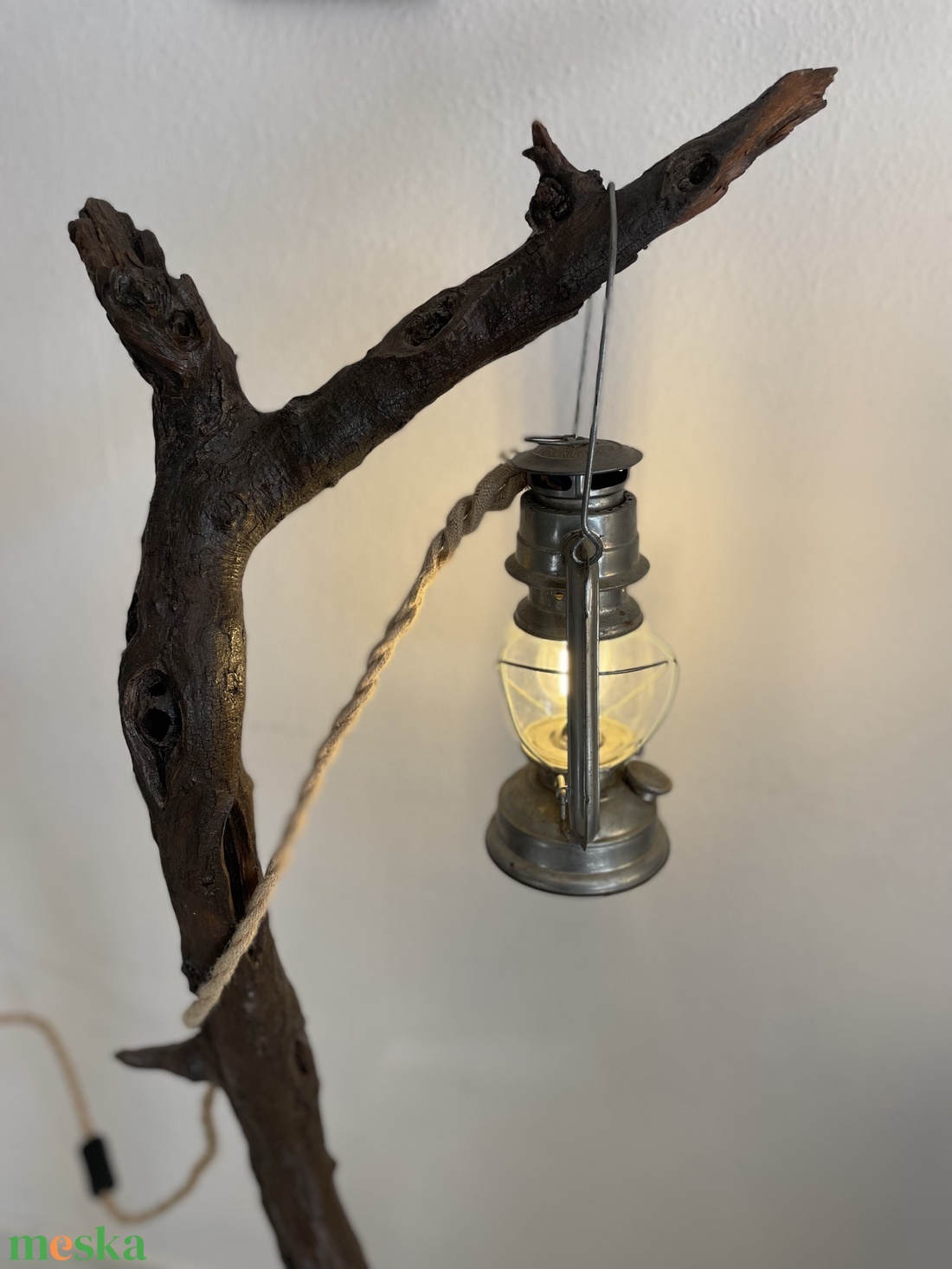 Állólámpa, pirográf, egyedi lámpa, hollós , huginn muninn  - otthon & életmód - lámpa - állólámpa - Meska.hu