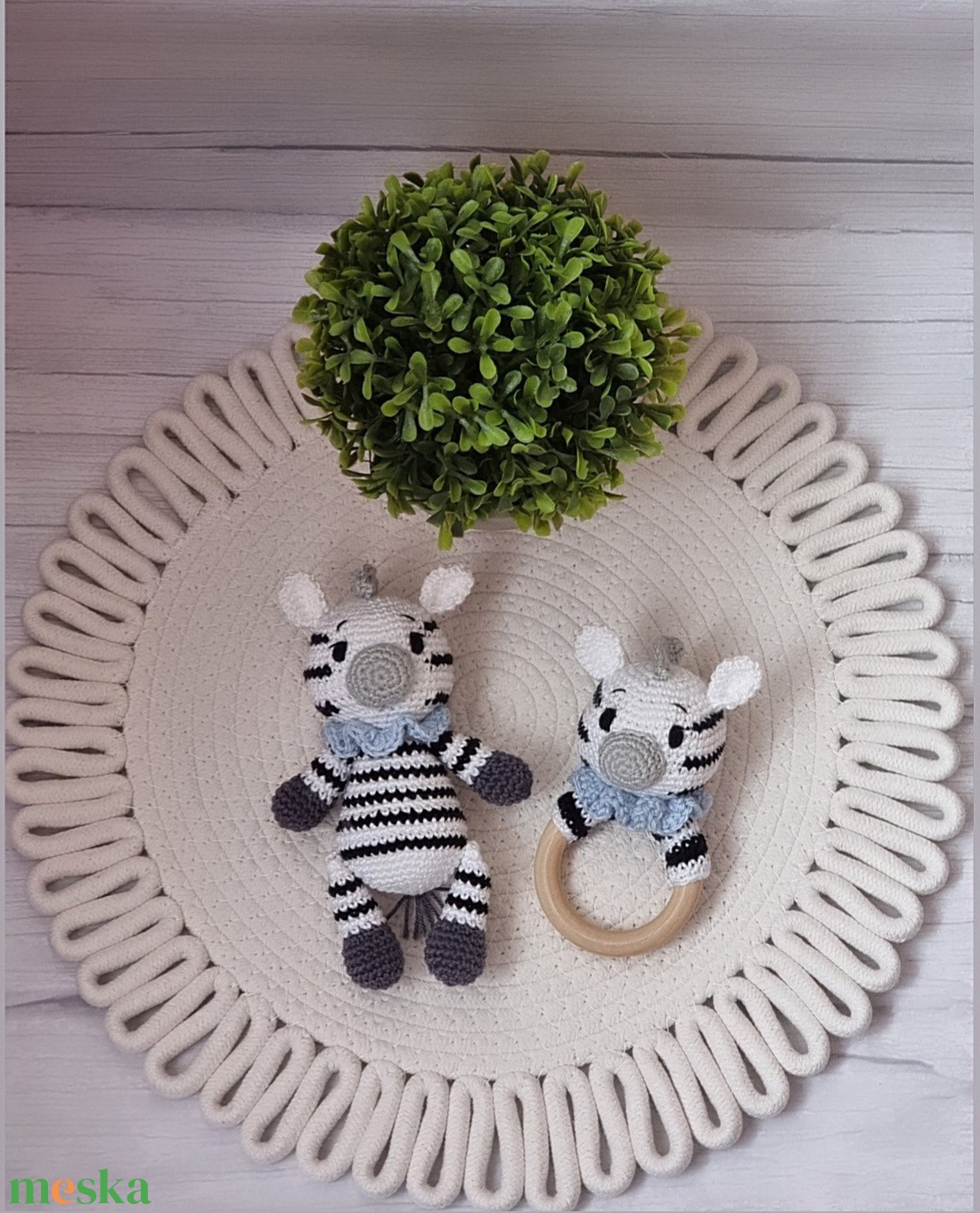 Zsombi zebra - Babaváró box - játék & sport - babalátogató ajándékcsomag - Meska.hu Zsombi zebra - Babaváró box - játék & sport - babalátogató ajándékcsomag - Meska.hu