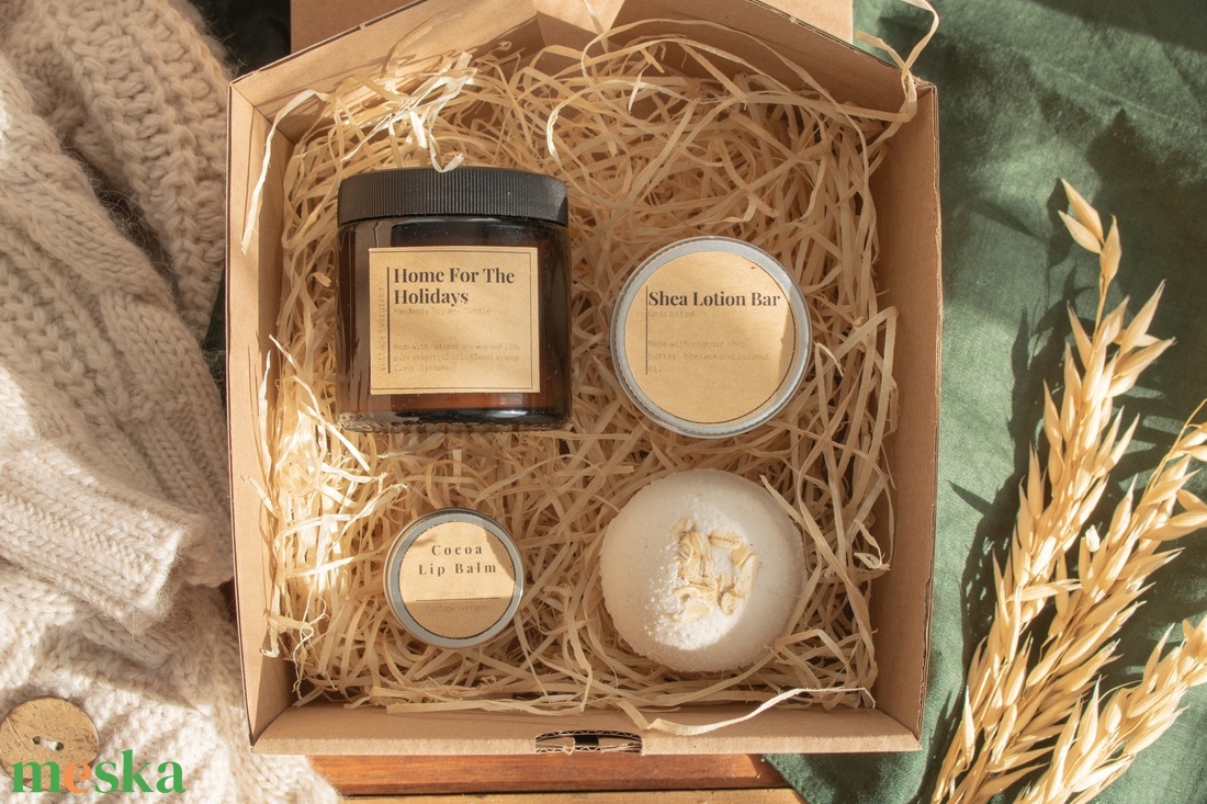 Karácsonyi Fűszeres Szójaviasz Illatgyertya, Ajándék nőknek, Natúr Kozmetikum Csomag, Self Care Gift Box - szépségápolás - kozmetikai ajándékcsomag - Meska.hu