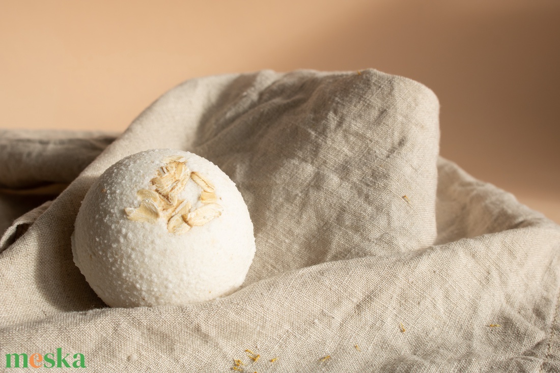 Karácsonyi Fűszeres Szójaviasz Illatgyertya, Ajándék nőknek, Natúr Kozmetikum Csomag, Self Care Gift Box - szépségápolás - kozmetikai ajándékcsomag - Meska.hu