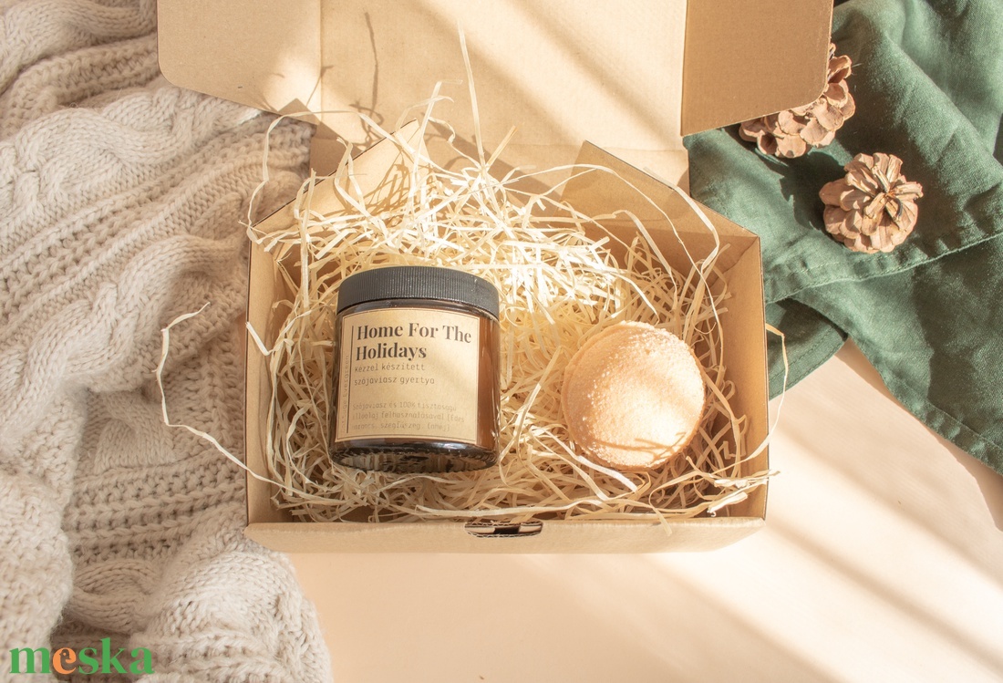 Karácsonyi Illatgyertya, Fűszeres Szójaviasz Gyertya, Home For The Holidays Soy Candle, Édes Narancsos Fürdőbomba - szépségápolás - kozmetikai ajándékcsomag - Meska.hu Karácsonyi Illatgyertya, Fűszeres Szójaviasz Gyertya, Home For The Holidays Soy Candle, Édes Narancsos Fürdőbomba - szépségápolás - kozmetikai ajándékcsomag - Meska.hu