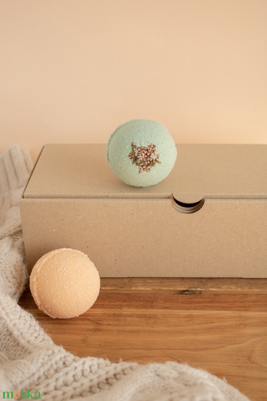 4-es Fürdőbomba Ajándékcsomag, Fürdőbomba Válogatás, Relax ajándékcsomag, Ajándék nőknek, Self Care Gift Box - szépségápolás - kozmetikai ajándékcsomag - Meska.hu