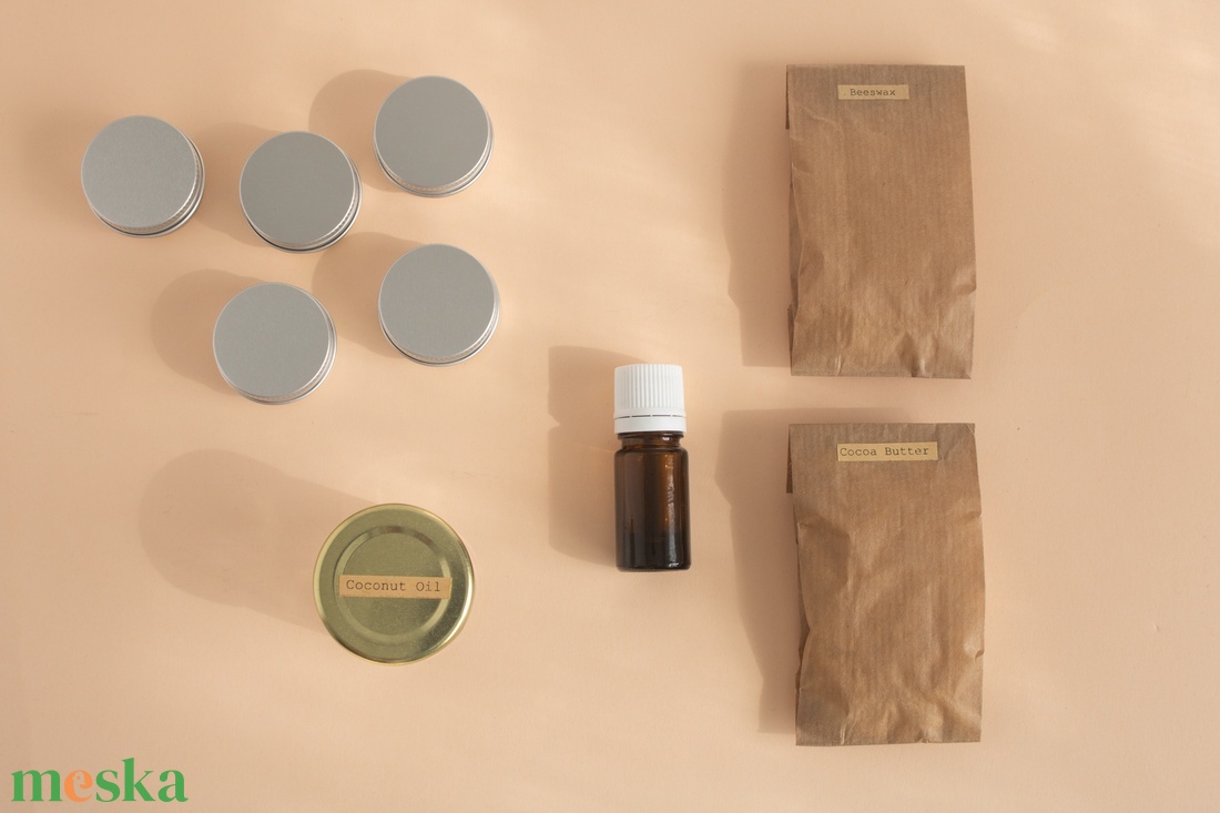 Csináld Magad DIY Kakaóvajas Ajakbalzsam készítő csomag, Ajándék nőknek gyerekeknek, Kreatív ajándék, Tégelyes Ajakápoló - diy (csináld magad) - egységcsomag - Meska.hu