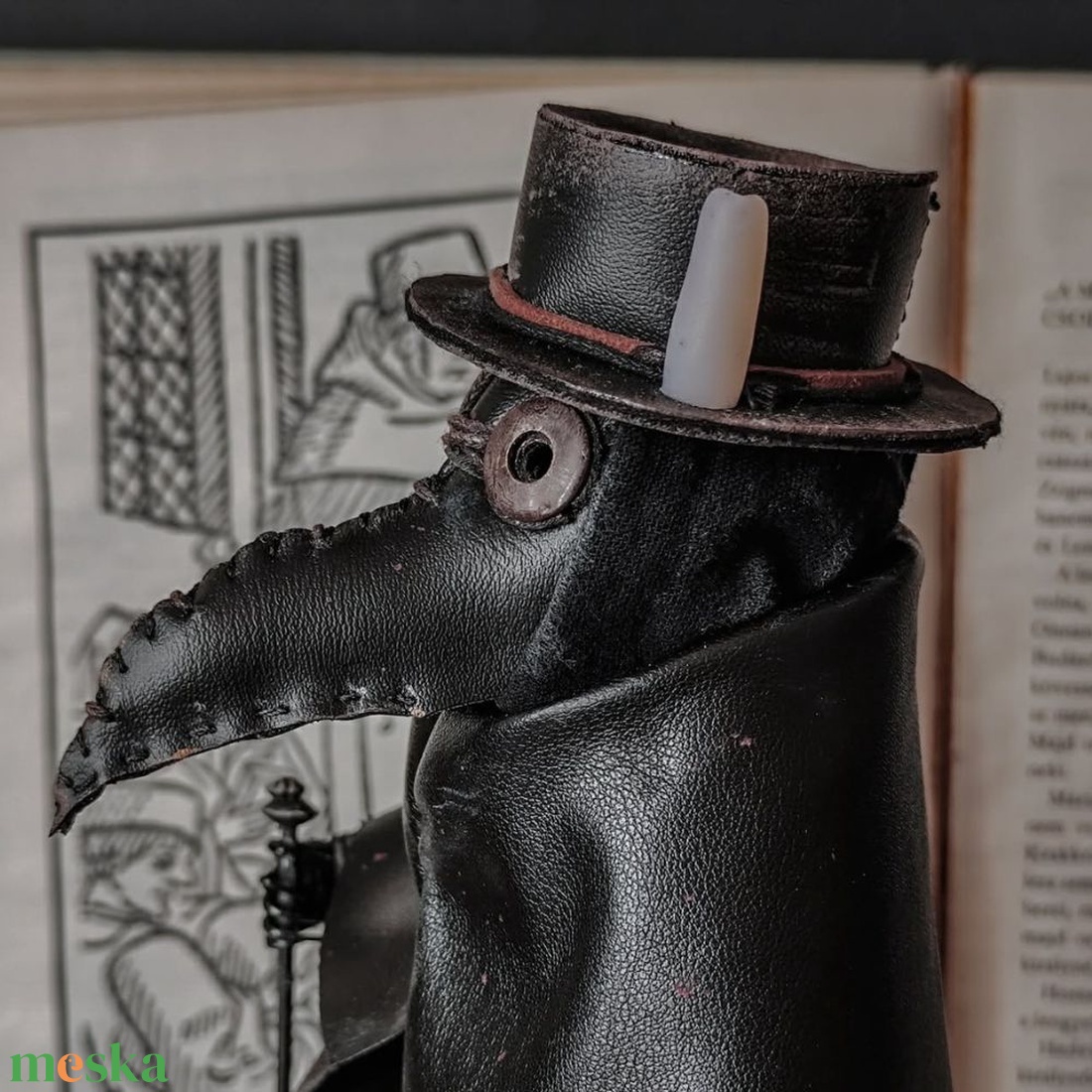 Pestisdoktor figura - otthon & életmód - dekoráció - dekoratív figurák és szobrok - Meska.hu