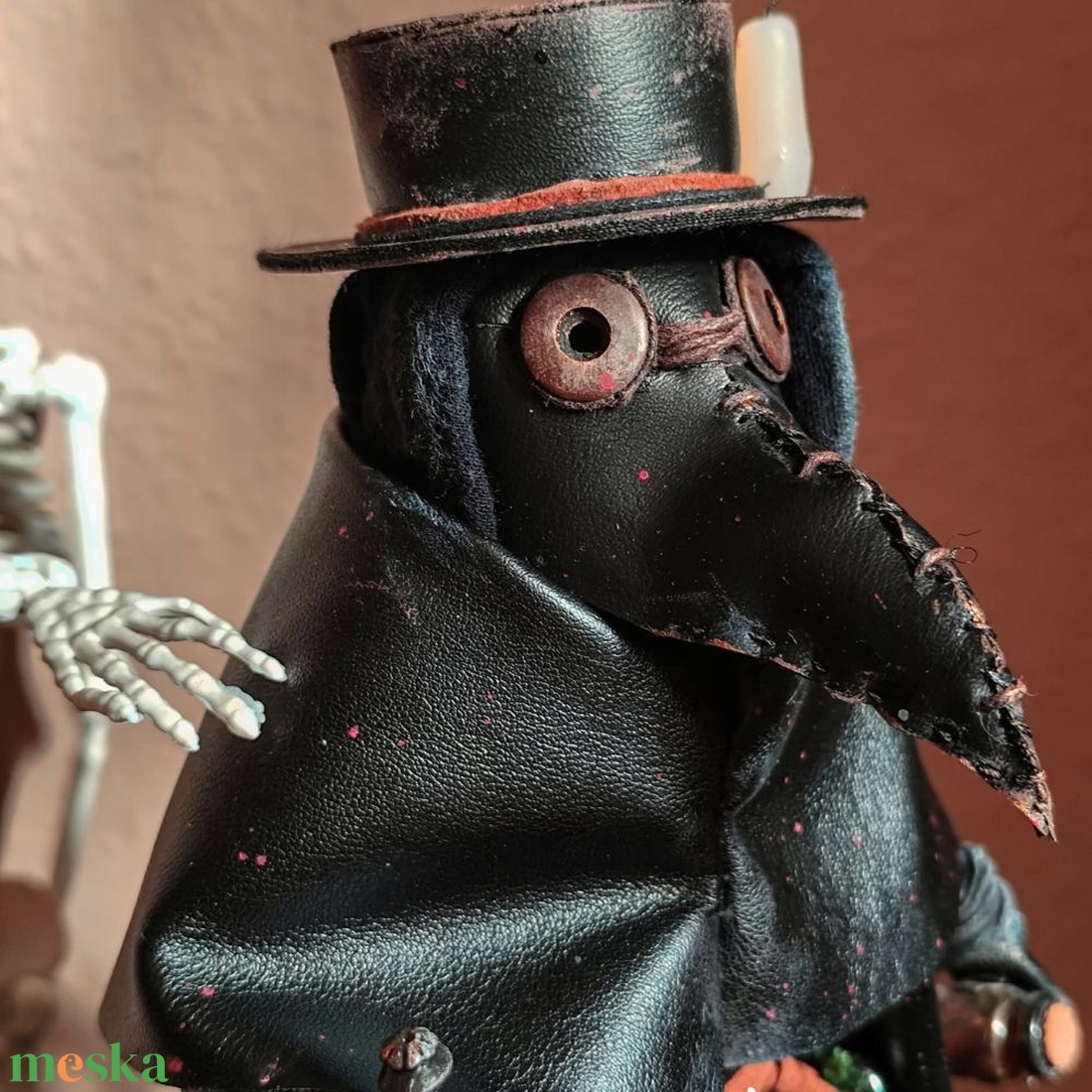 Pestisdoktor figura - otthon & életmód - dekoráció - dekoratív figurák és szobrok - Meska.hu