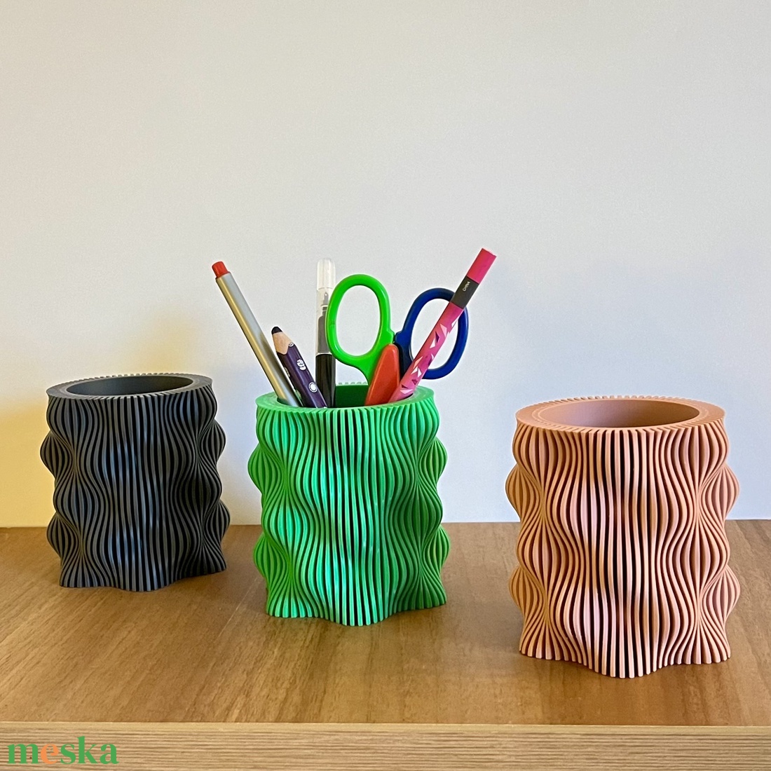 Modern 3D asztali tolltartó, ceruzatartó - otthon & életmód - papír, írószer - tolltartó & ceruzatekercs - Meska.hu Modern 3D asztali tolltartó, ceruzatartó - otthon & életmód - papír, írószer - tolltartó & ceruzatekercs - Meska.hu