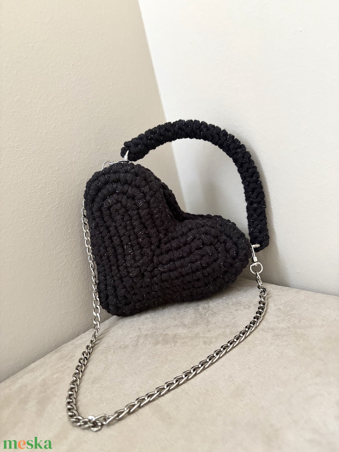 �Bonbon táska csillogós fekete színben - táska & tok - kézitáska & válltáska - válltáska - Meska.hu