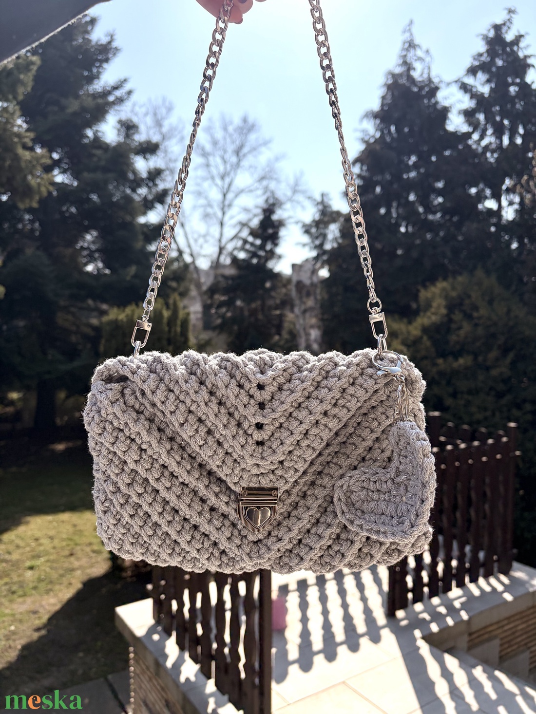 �Amour táska csillogós szürke színben - táska & tok - kézitáska & válltáska - válltáska - Meska.hu