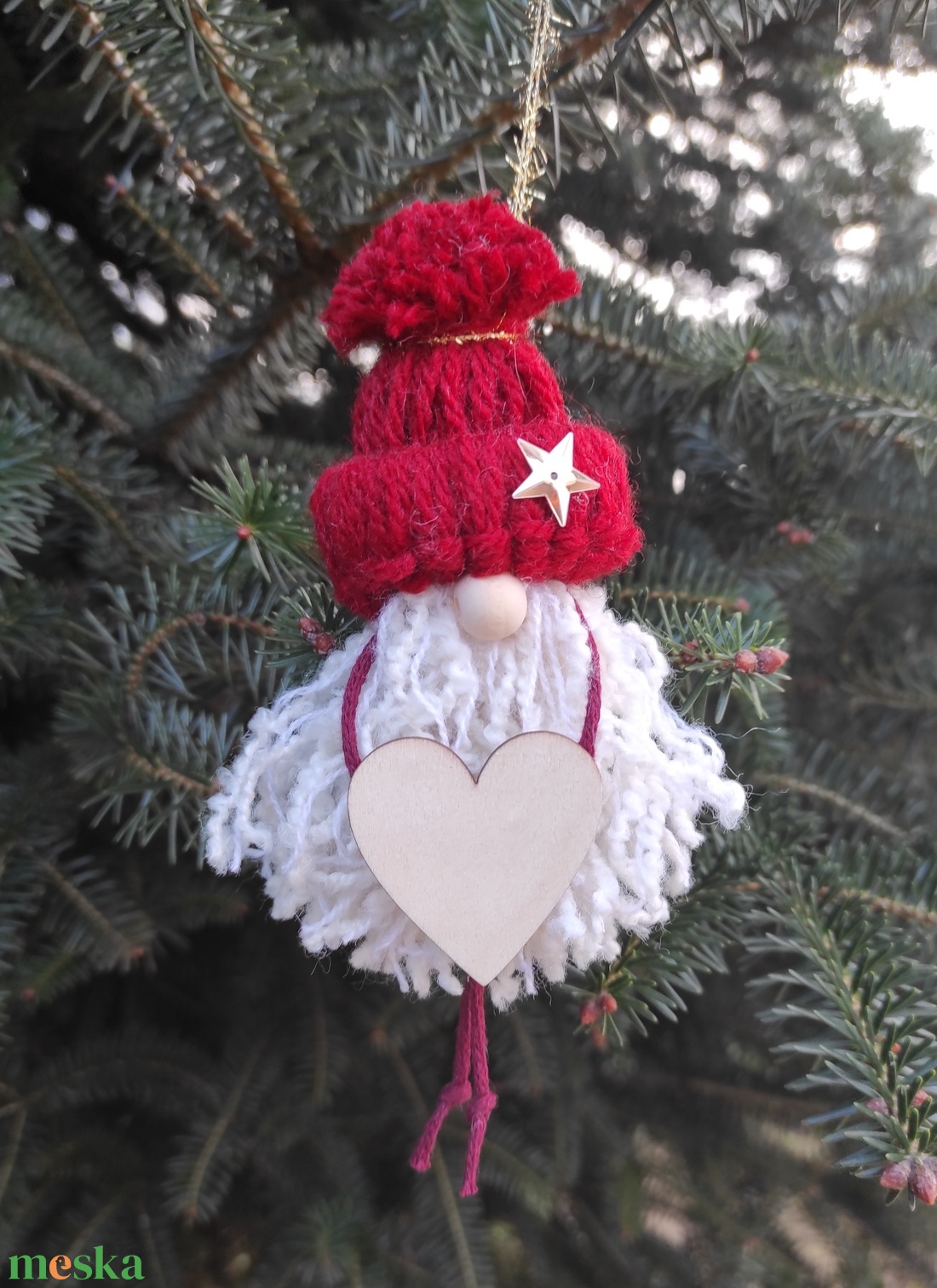 Bordó pompom manó - karácsony - karácsonyi lakásdekoráció - karácsonyi manók, figurák - Meska.hu Bordó pompom manó - karácsony - karácsonyi lakásdekoráció - karácsonyi manók, figurák - Meska.hu