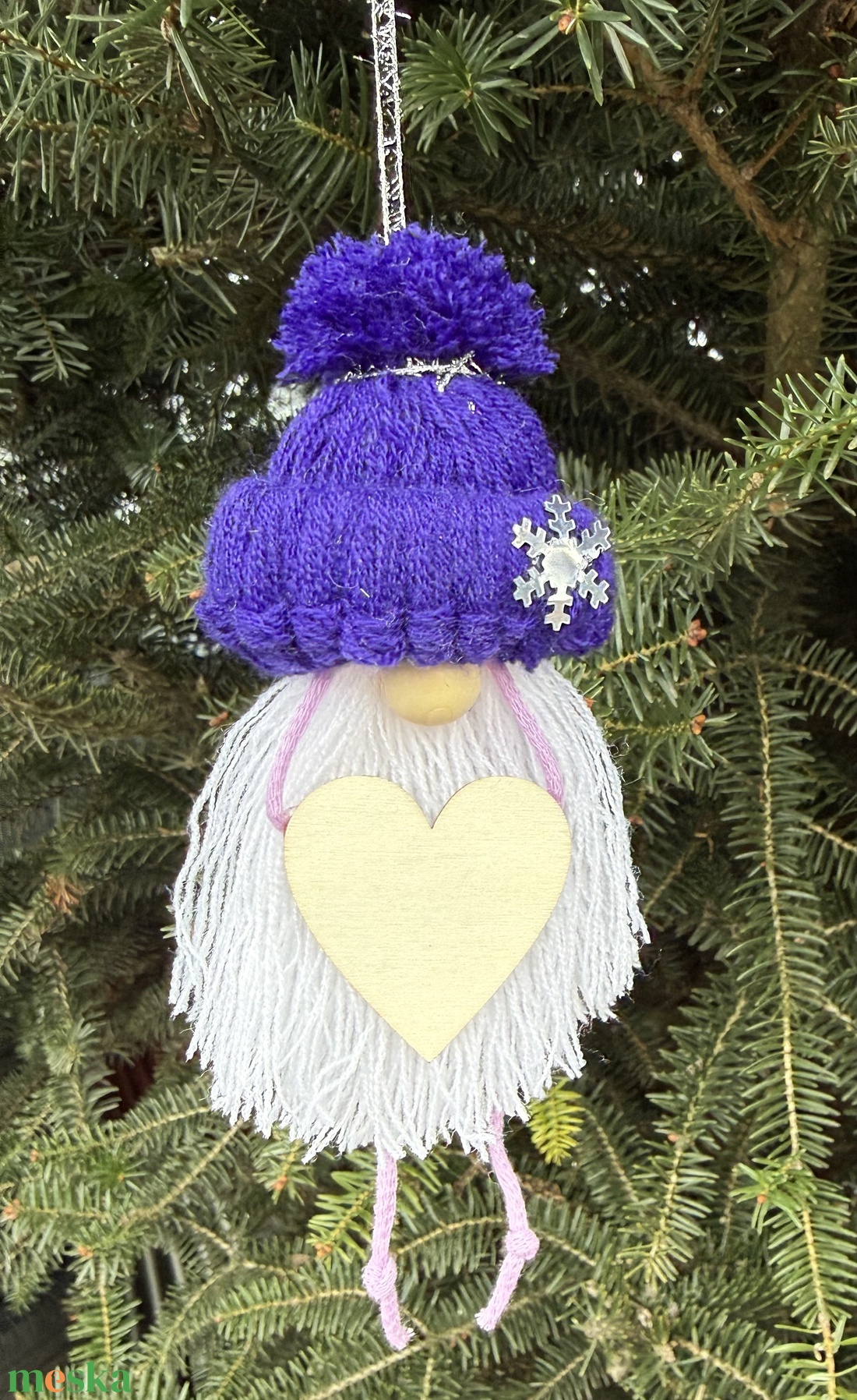 Sötétlila pompom manó - játék & sport - plüssállat & játékfigura - manó - Meska.hu