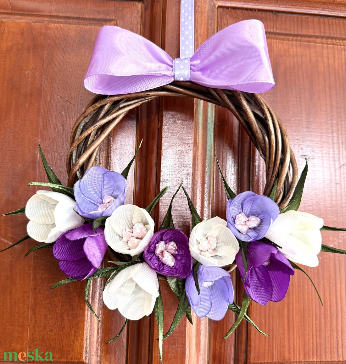 Lila krókuszos ajtódísz - otthon & életmód - dekoráció - ajtó- és ablak dekoráció - ajtódísz & kopogtató - Meska.hu
