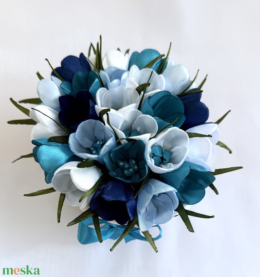 Kék krókuszkosár - otthon & életmód - virágdekoráció - virágdíszek - asztali virágdísz - Meska.hu