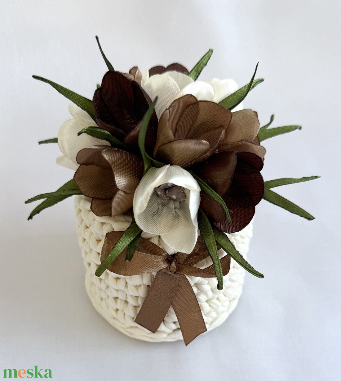 Barna krókuszkosár - otthon & életmód - virágdekoráció - virágdíszek - asztali virágdísz - Meska.hu