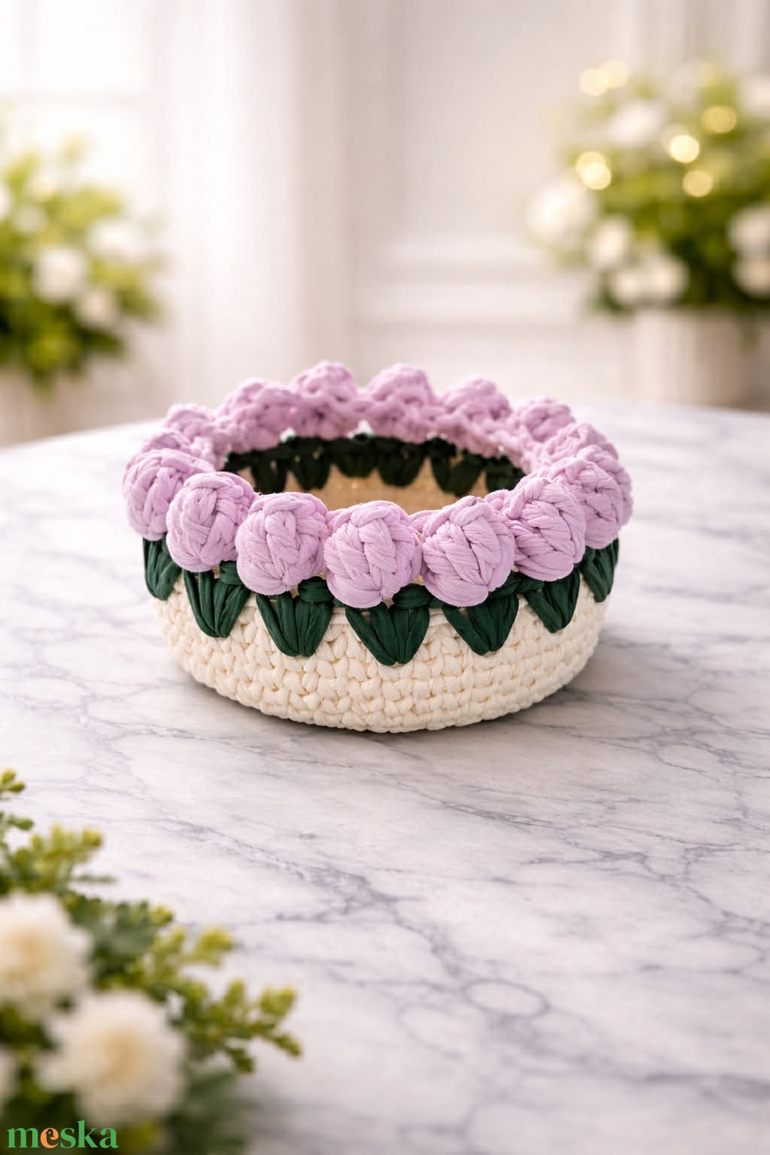 Rózsaszín tulipános horgolt kosár - otthon & életmód - dekoráció - asztal és polc dekoráció - dekorációs tál, tartó - Meska.hu